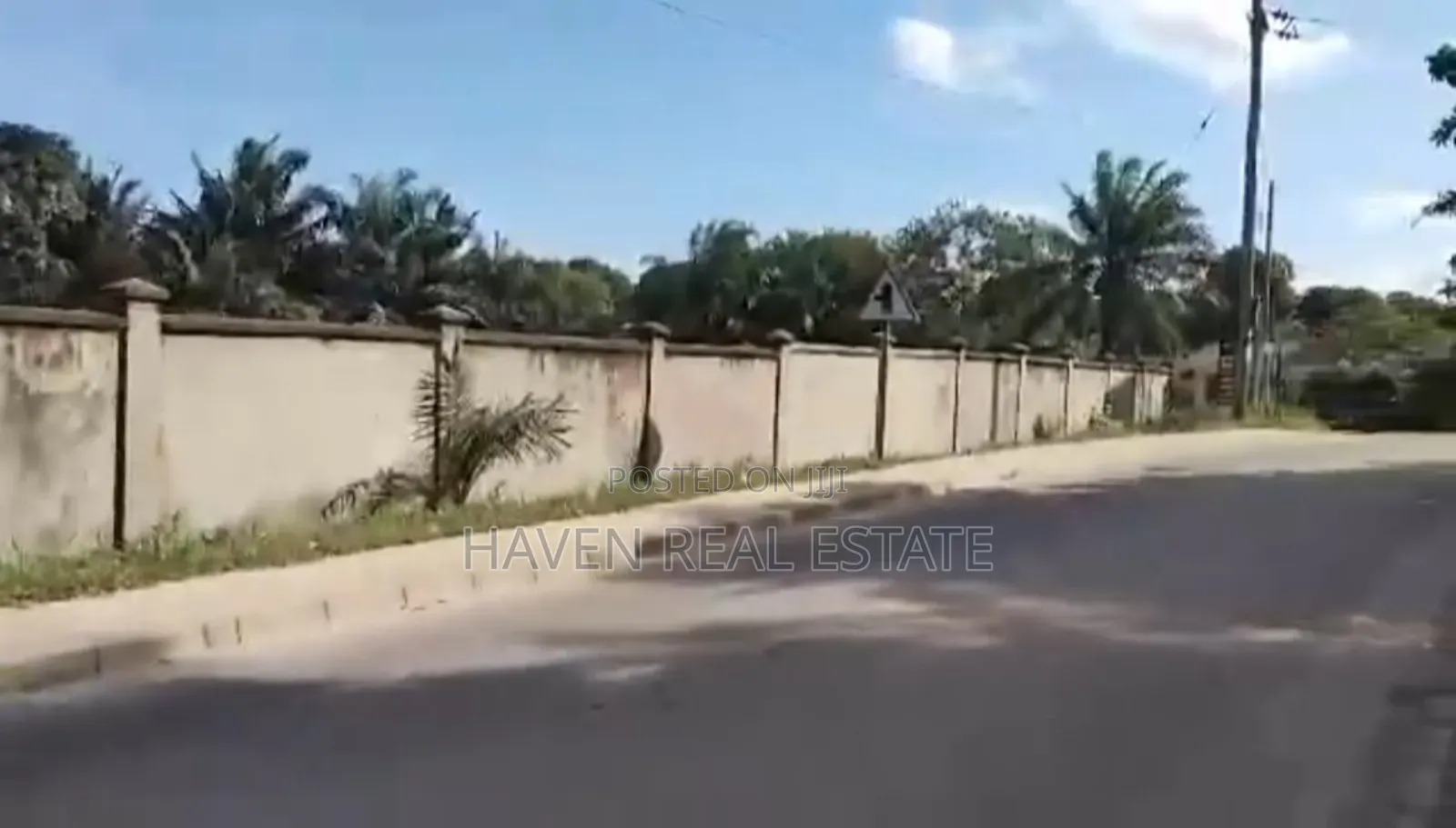Yard Inauzwa Gongo La Mboto in Pugu