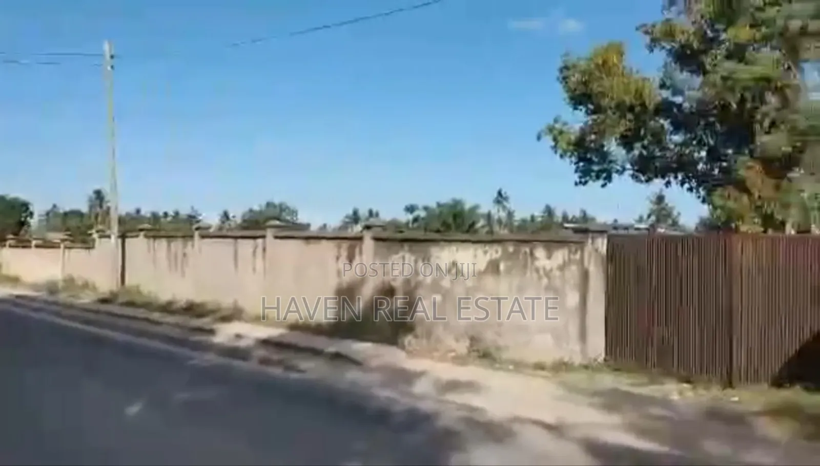 Yard Inauzwa Gongo La Mboto in Pugu