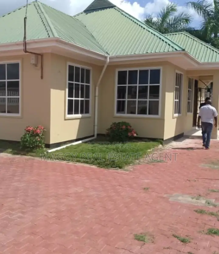 3bdrm House in Mbweni Mpiji for rent in Mbweni