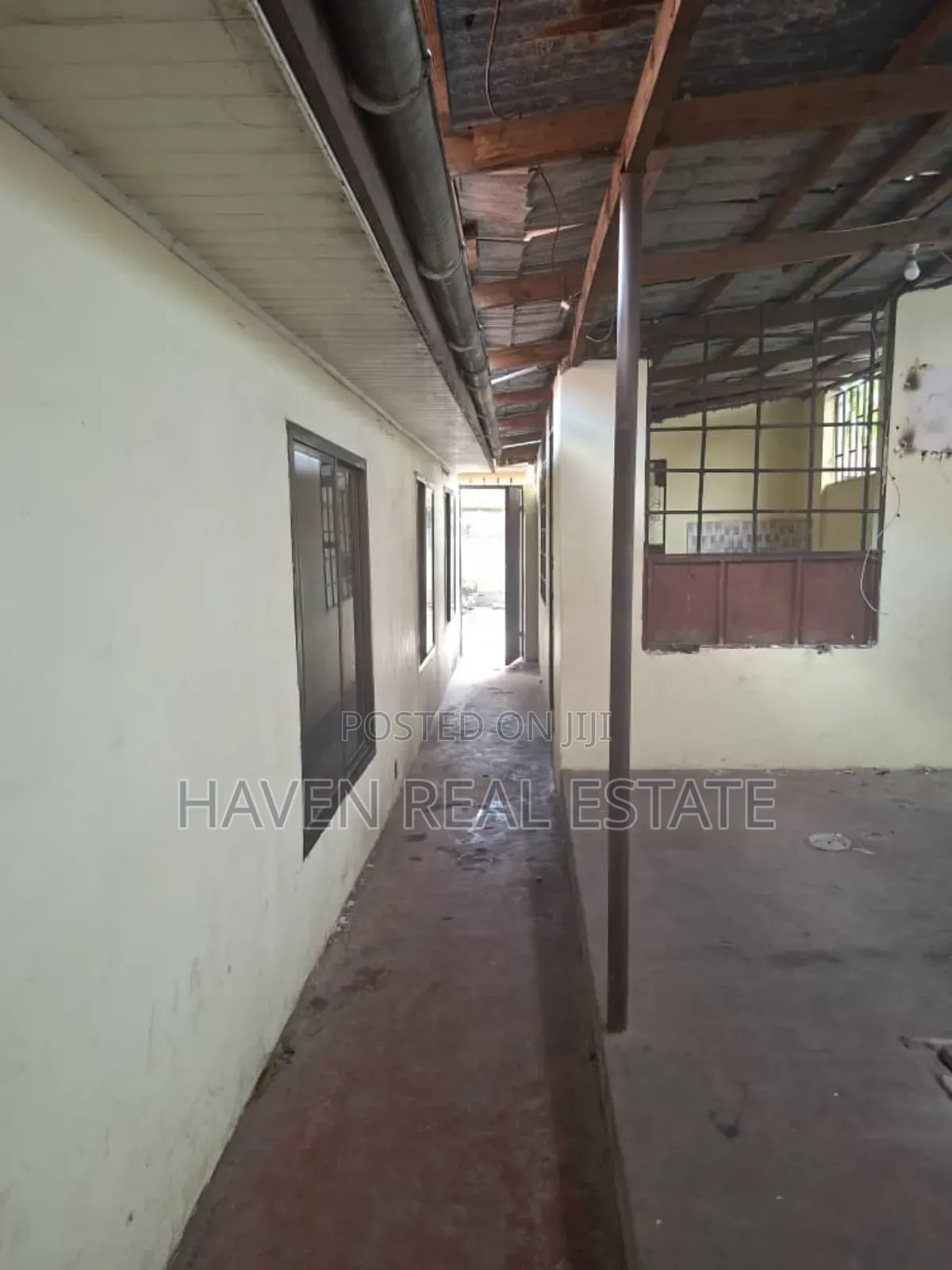 19bdrm Mansion in Kijitonyama for rent in Kijitonyama