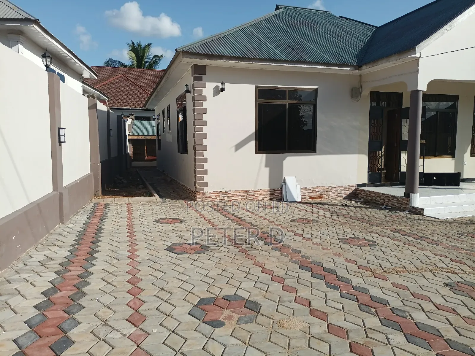 3bdrm House in Mbezi for rent in Mbezi