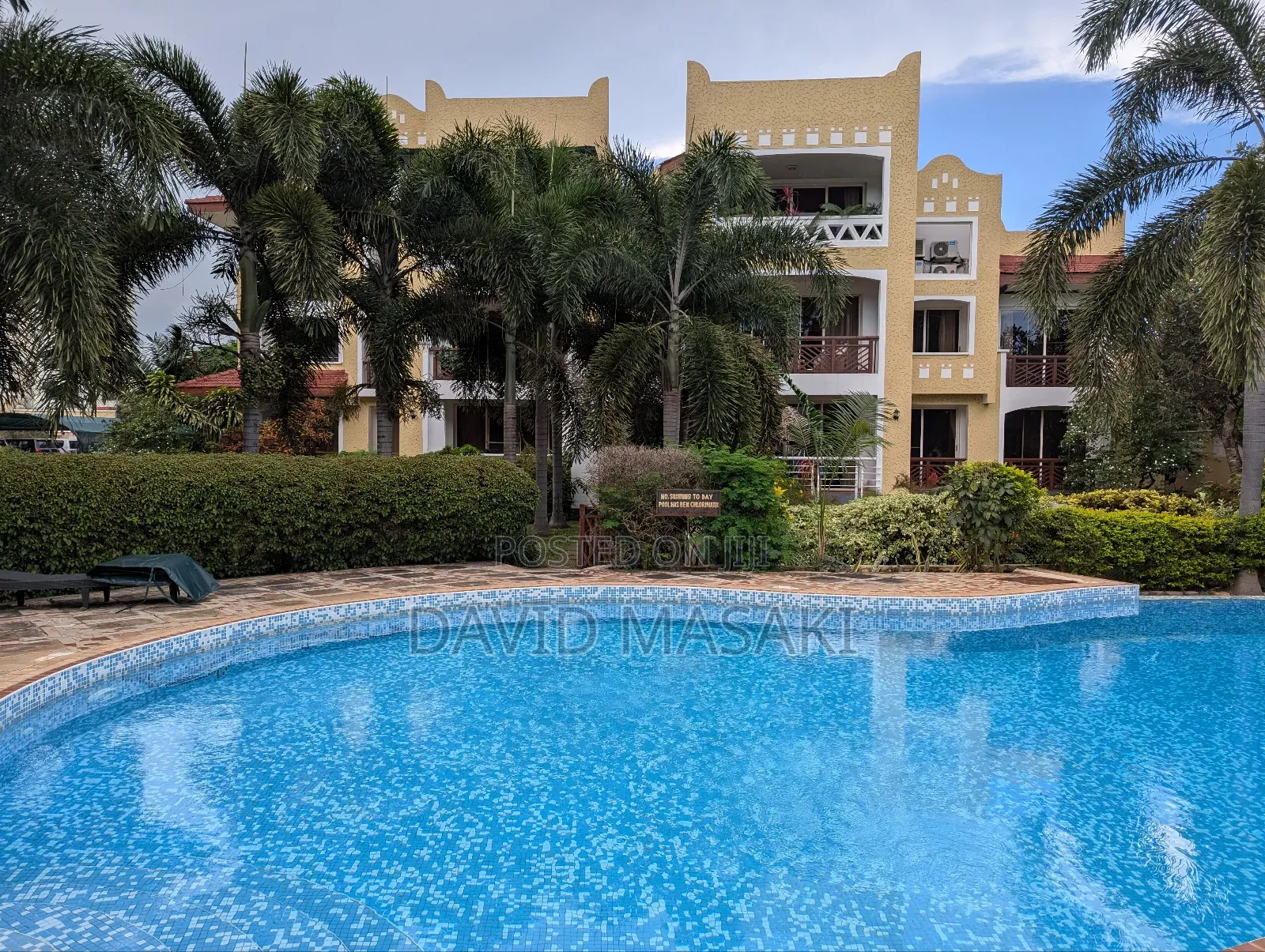 Furnished 3bdrm Apartment in Courtyard, Oyster Bay for rent in Oyster Bay