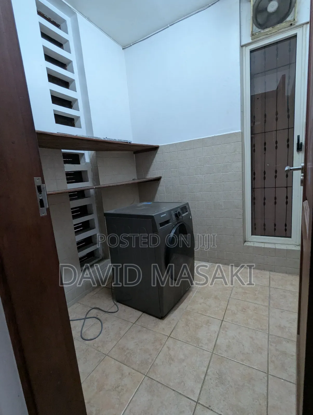 Furnished 3bdrm Apartment in Courtyard, Oyster Bay for rent in Oyster Bay
