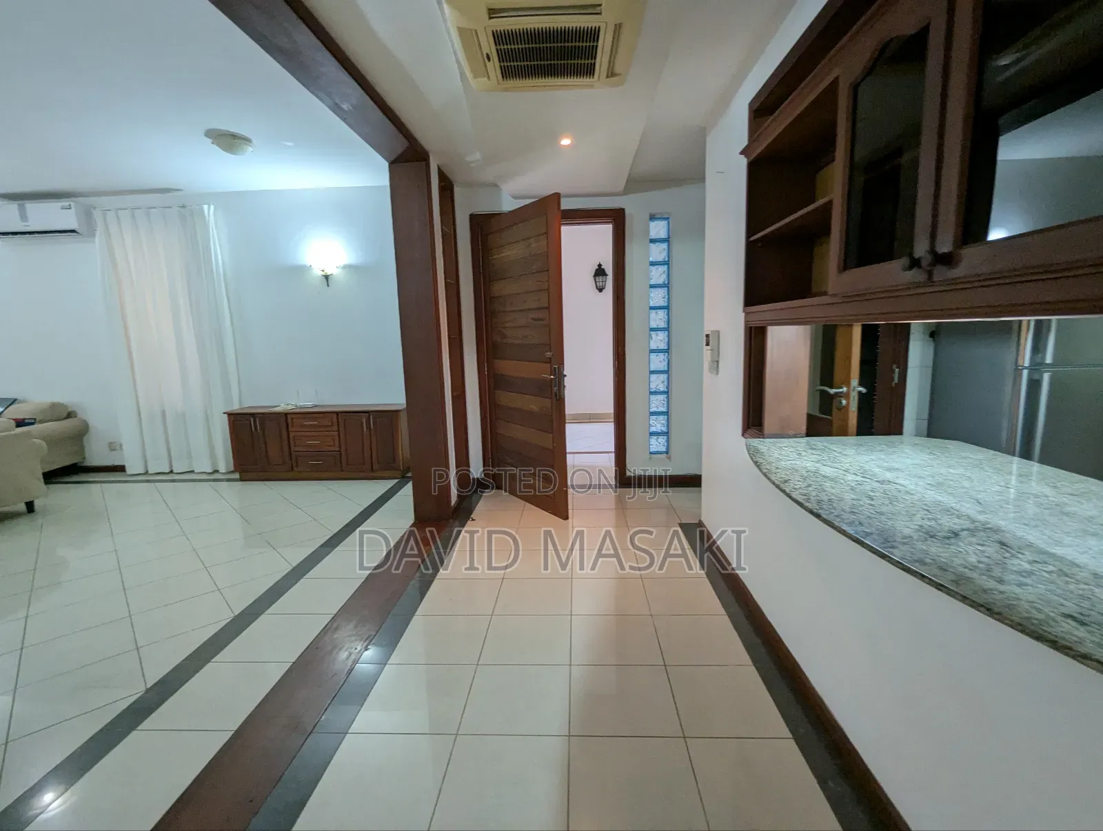 Furnished 3bdrm Apartment in Courtyard, Oyster Bay for rent in Oyster Bay