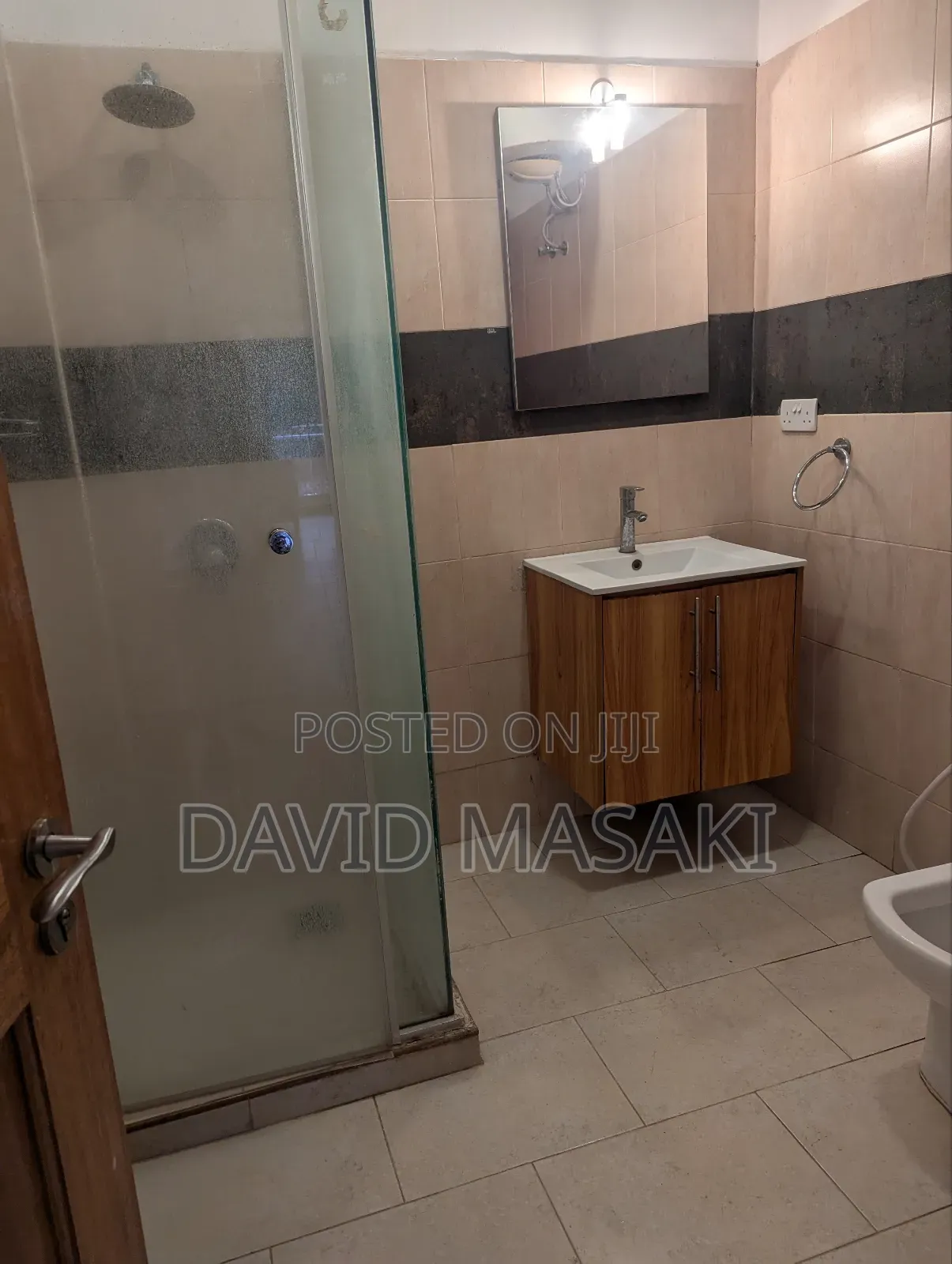 Furnished 3bdrm Apartment in Apartments, Oyster Bay for rent in Oyster Bay