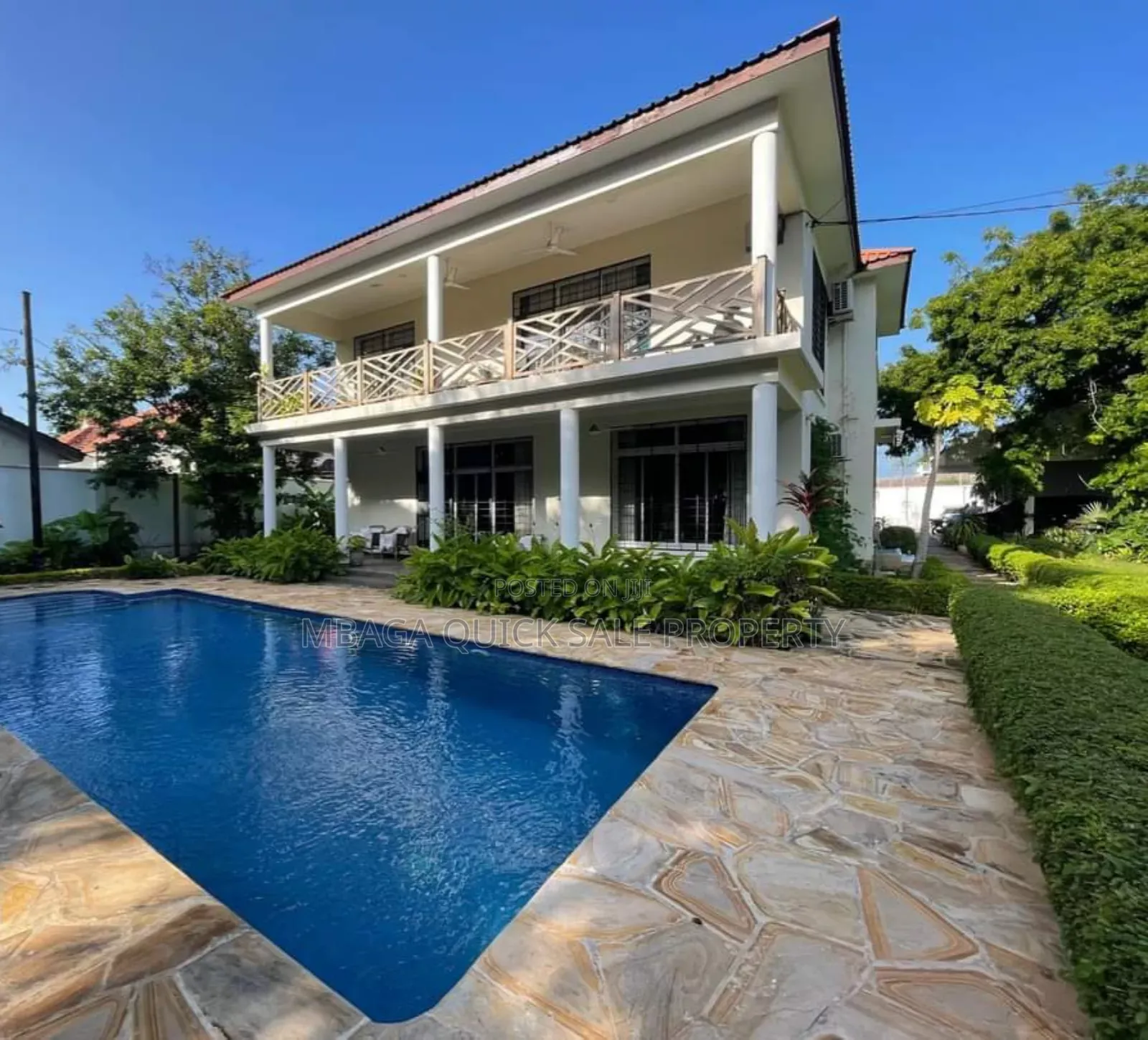 6 Bedroom House With Swimming Pool for Rent at Oyster Bay in Oyster Bay