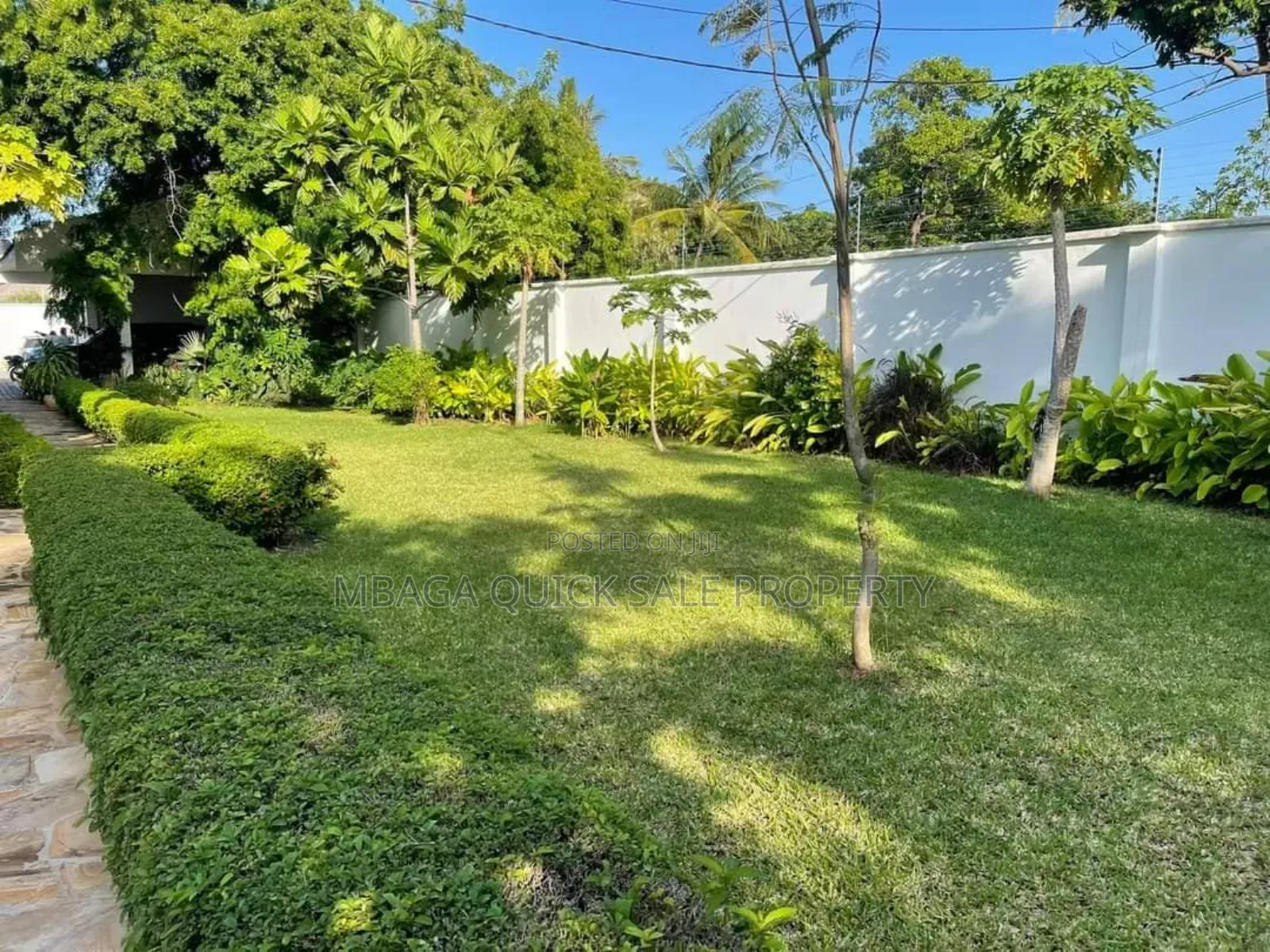 6 Bedroom House With Swimming Pool for Rent at Oyster Bay in Oyster Bay