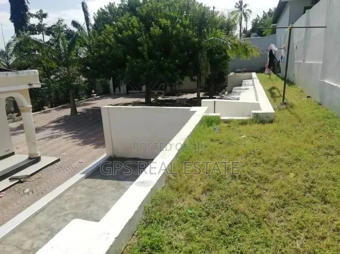 House For Sale in Temeke