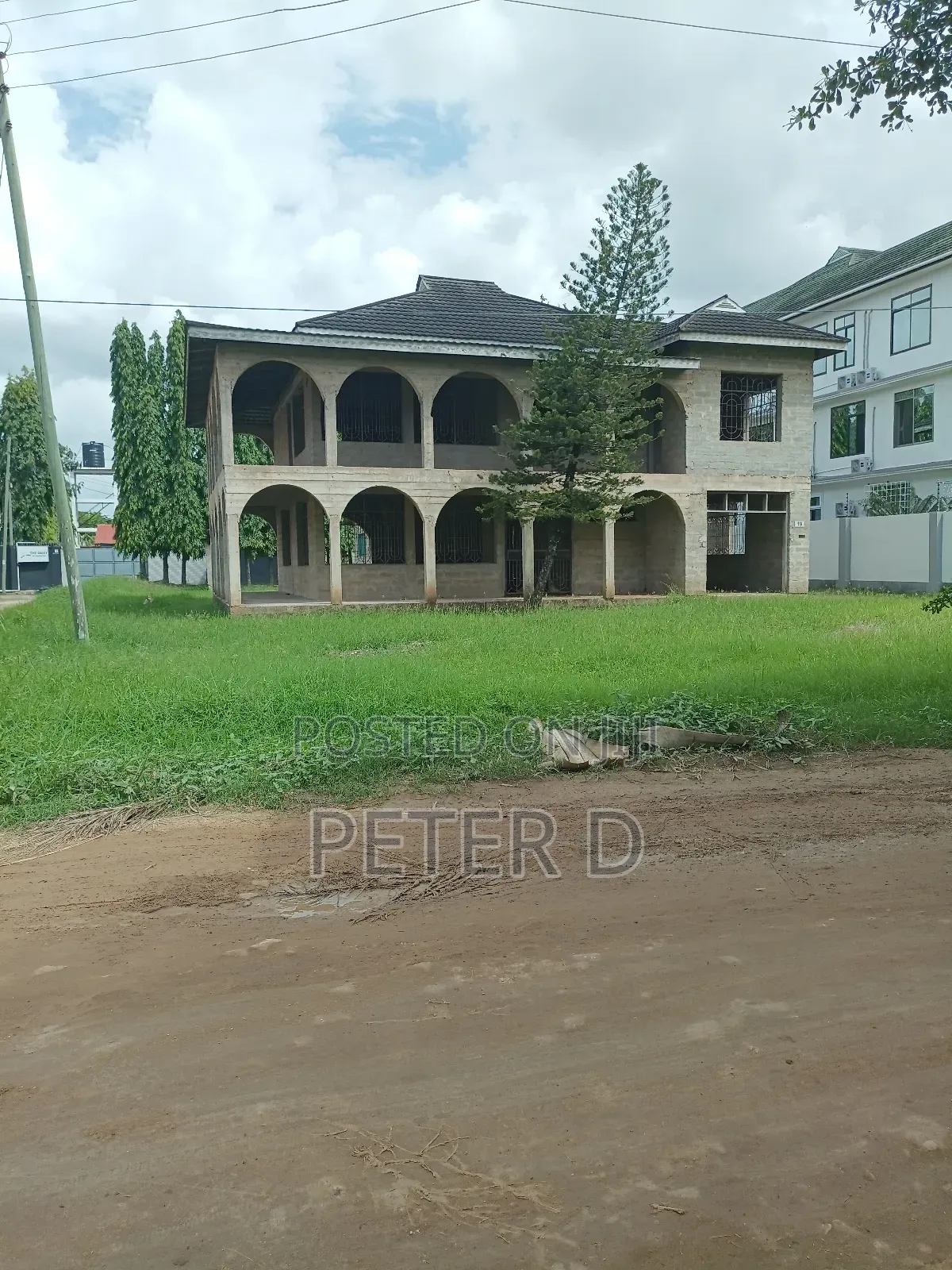 5bdrm House in Mikocheni for sale in Mikocheni