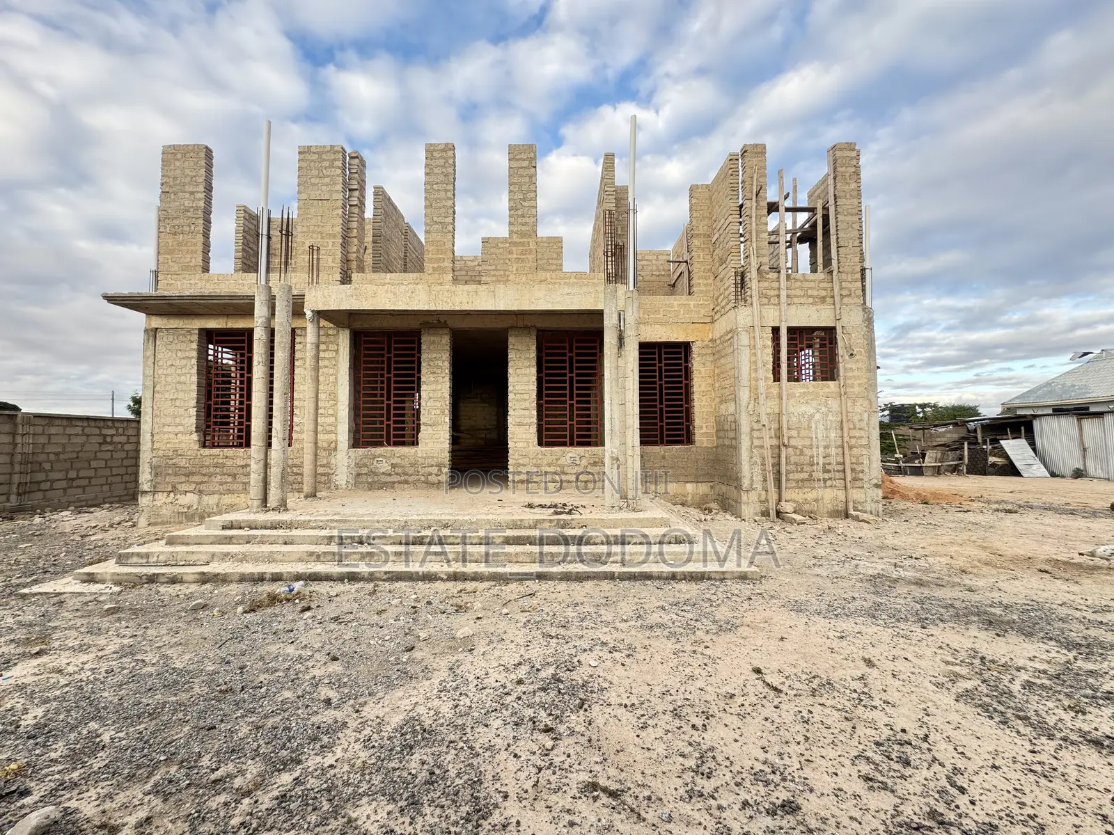 6bdrm Block of Flats in Itega Dodoma for sale in Dodoma Rural