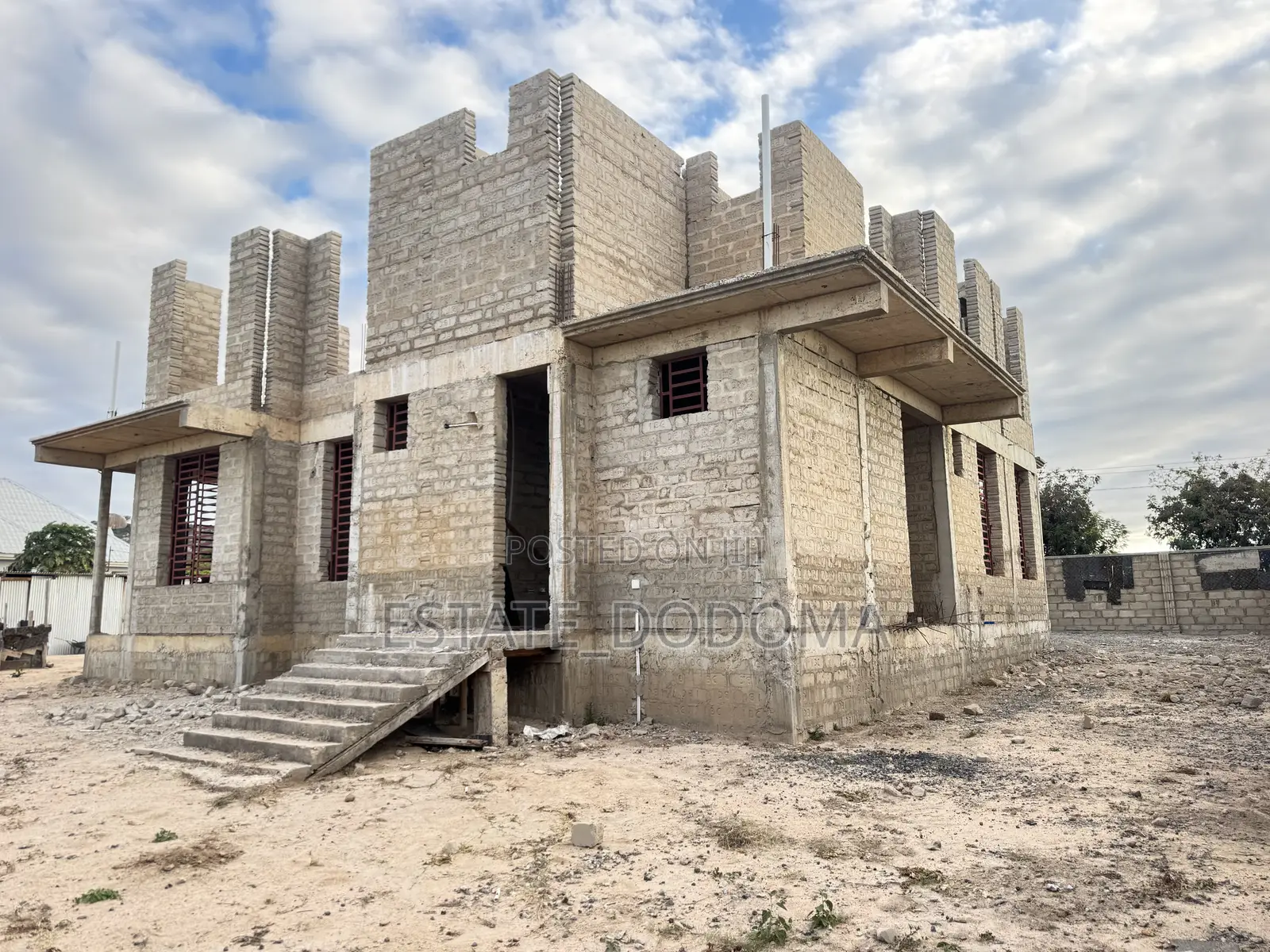6bdrm Block of Flats in Itega Dodoma for sale in Dodoma Rural