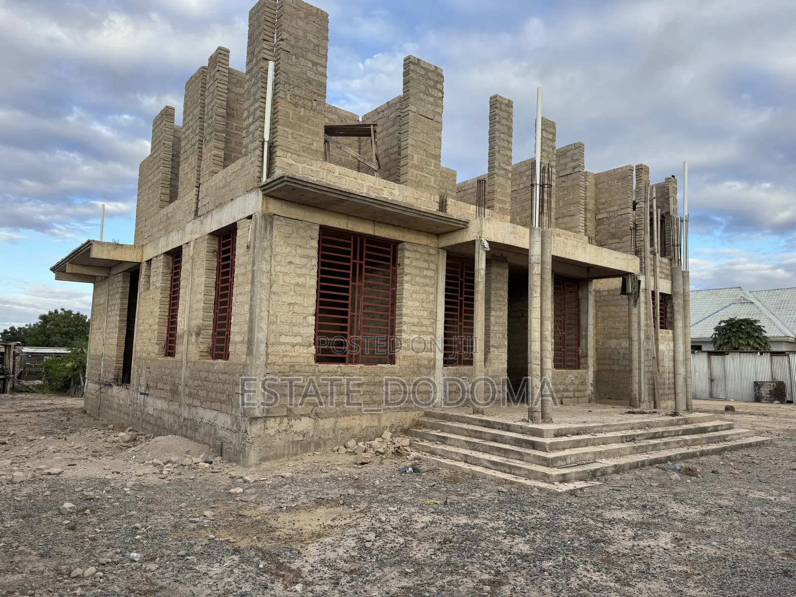 6bdrm Block of Flats in Itega Dodoma for sale in Dodoma Rural
