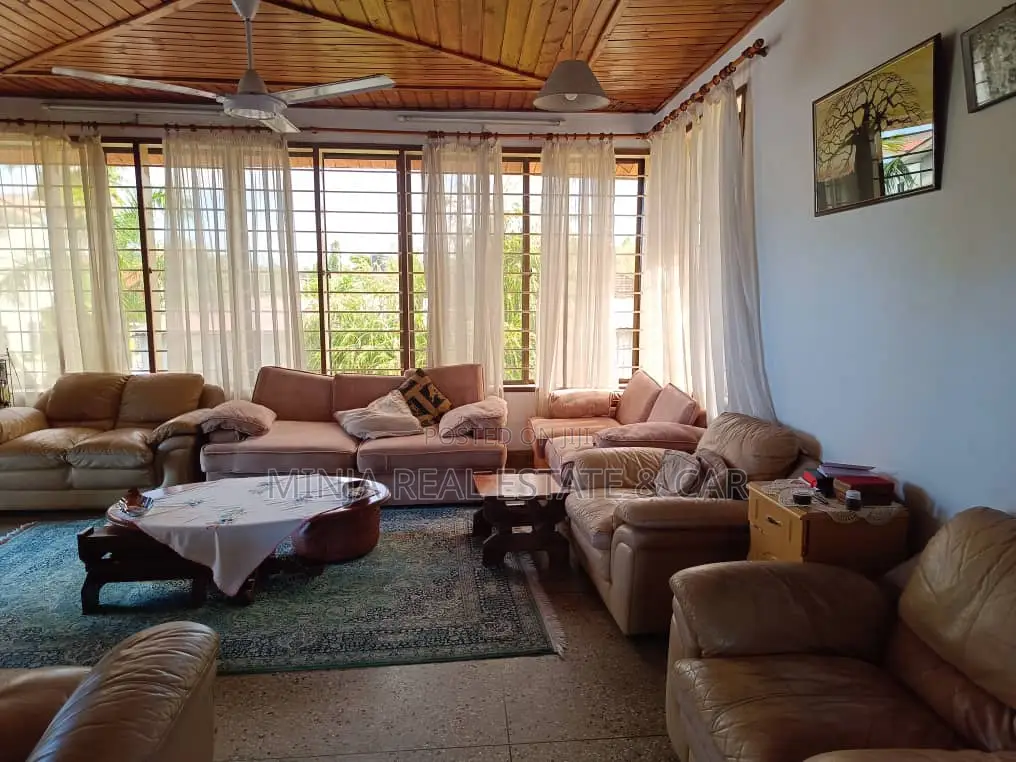 5bdrm House in Mikocheni for sale in Mikocheni