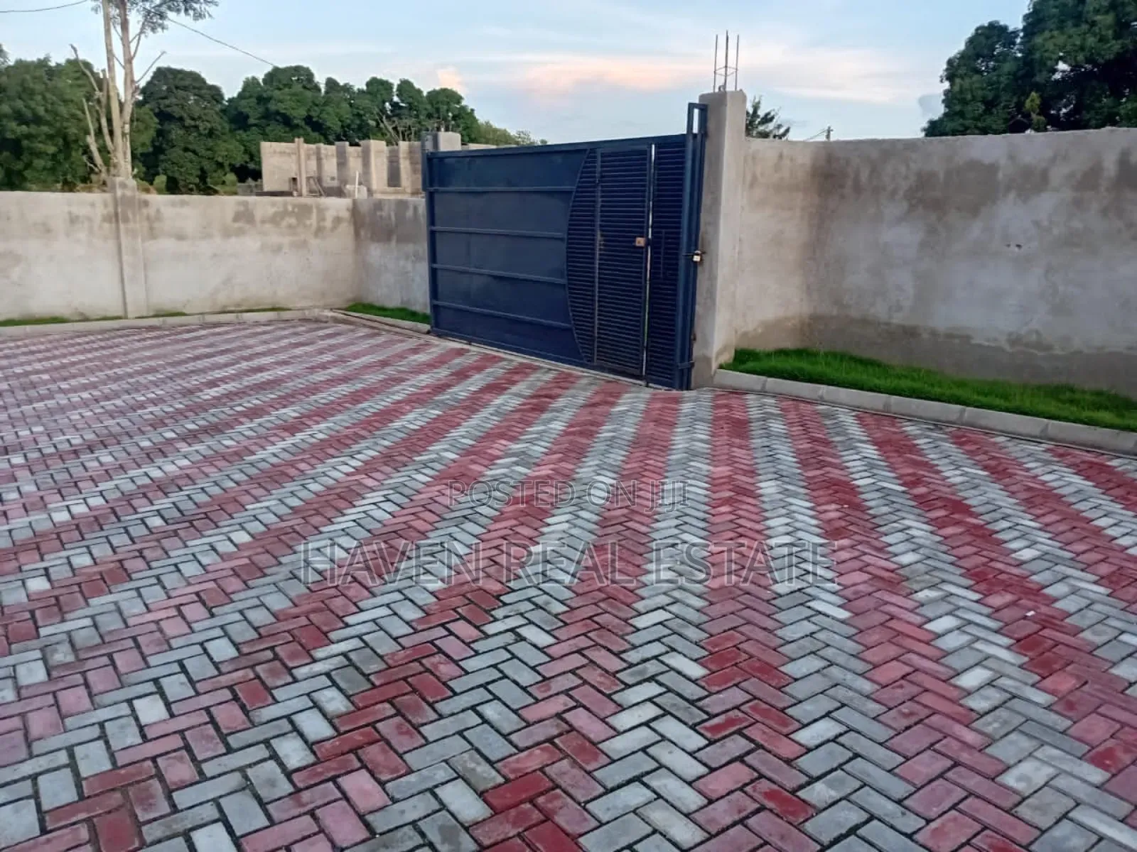 3bdrm House in Kinondoni for sale in Kinondoni