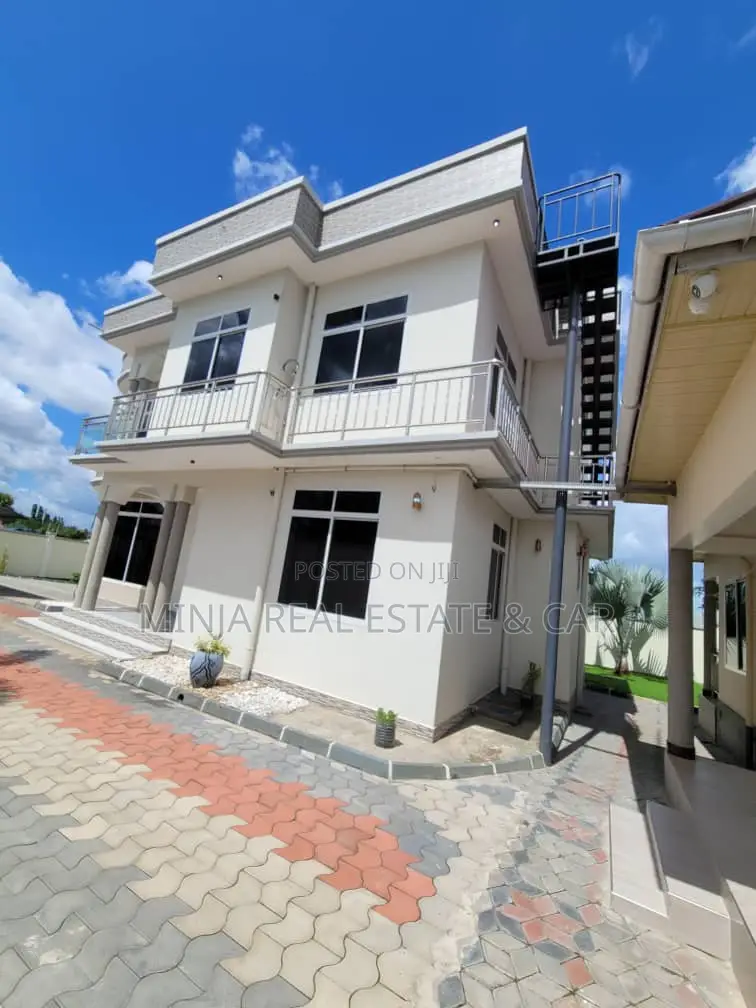 4bdrm House in Kitunda for sale in Kitunda
