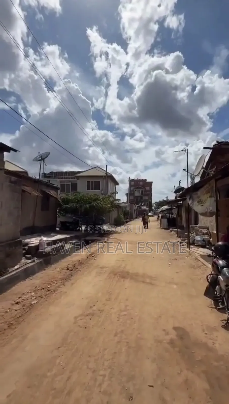 Kiwanja Kinauzwa Kinondoni in Kinondoni