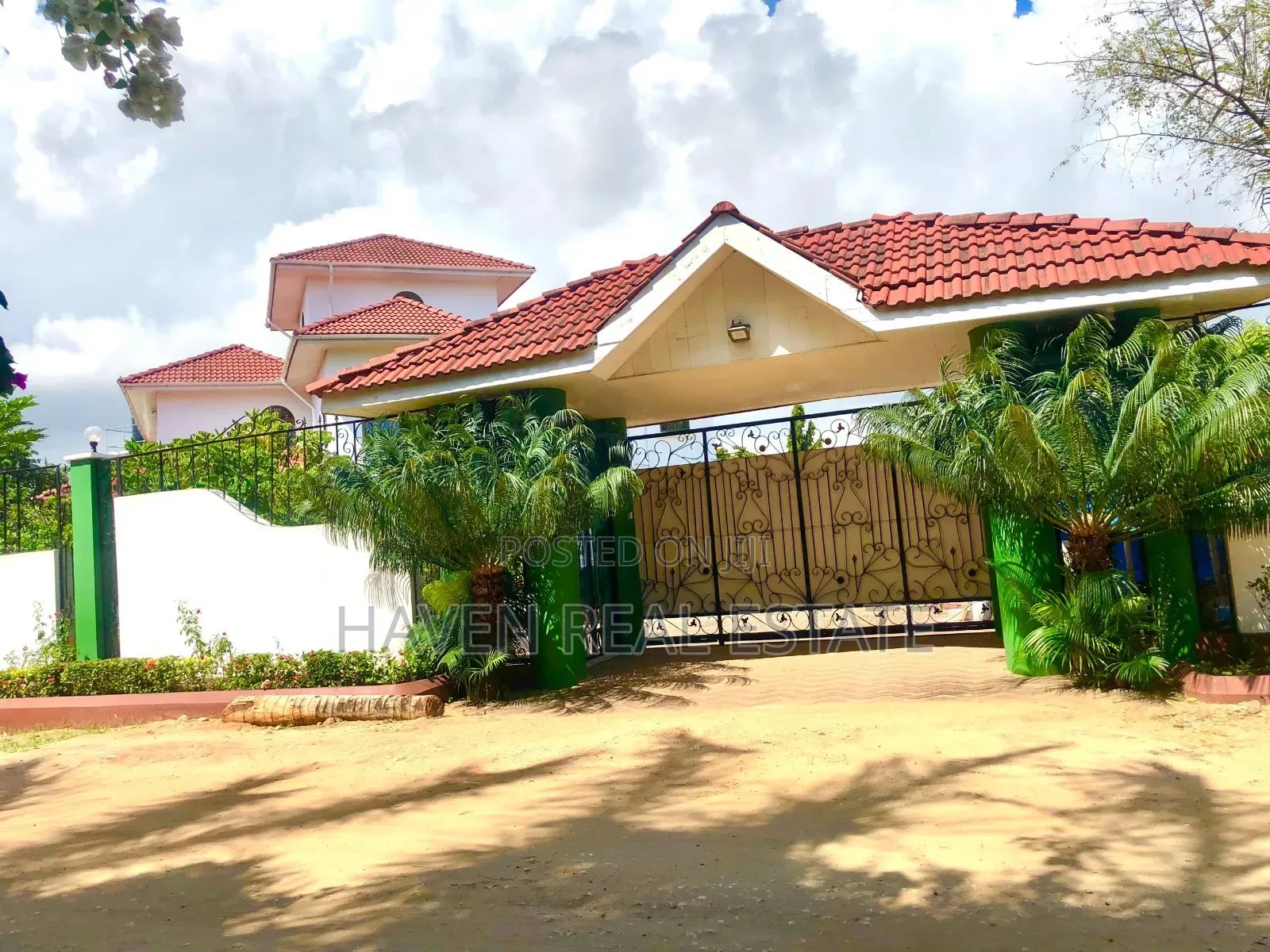 6bdrm House in Kunduchi for sale in Kunduchi
