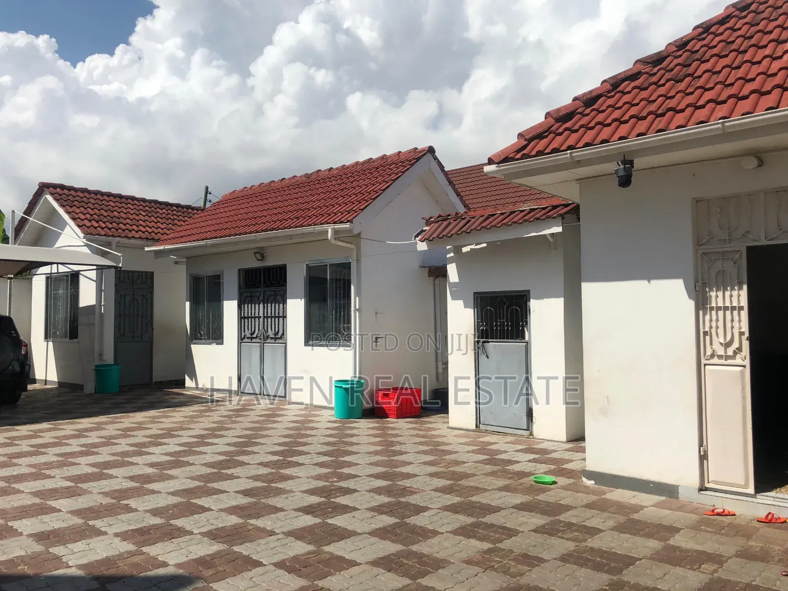 6bdrm House in Kunduchi for sale in Kunduchi