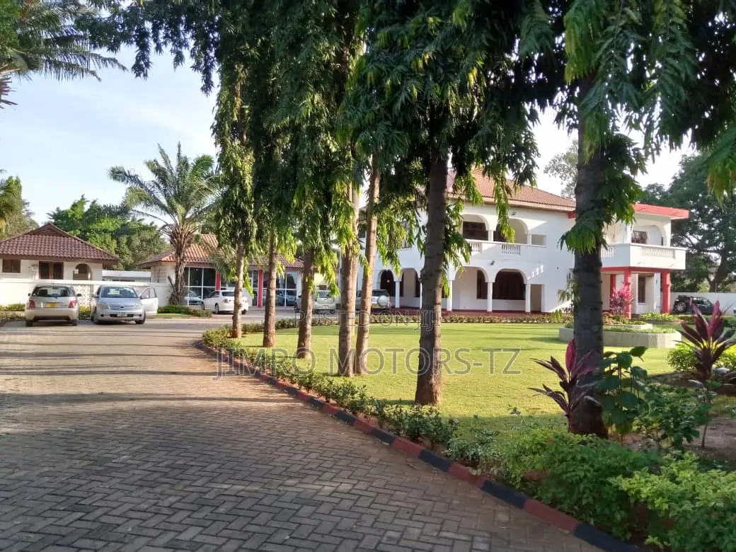 3315sqm - ** **Location:** Msasani Beach — in Masaki