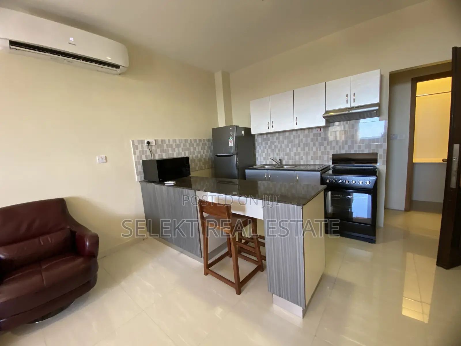 Furnished 1bdrm Apartment in Masaki for rent in Masaki