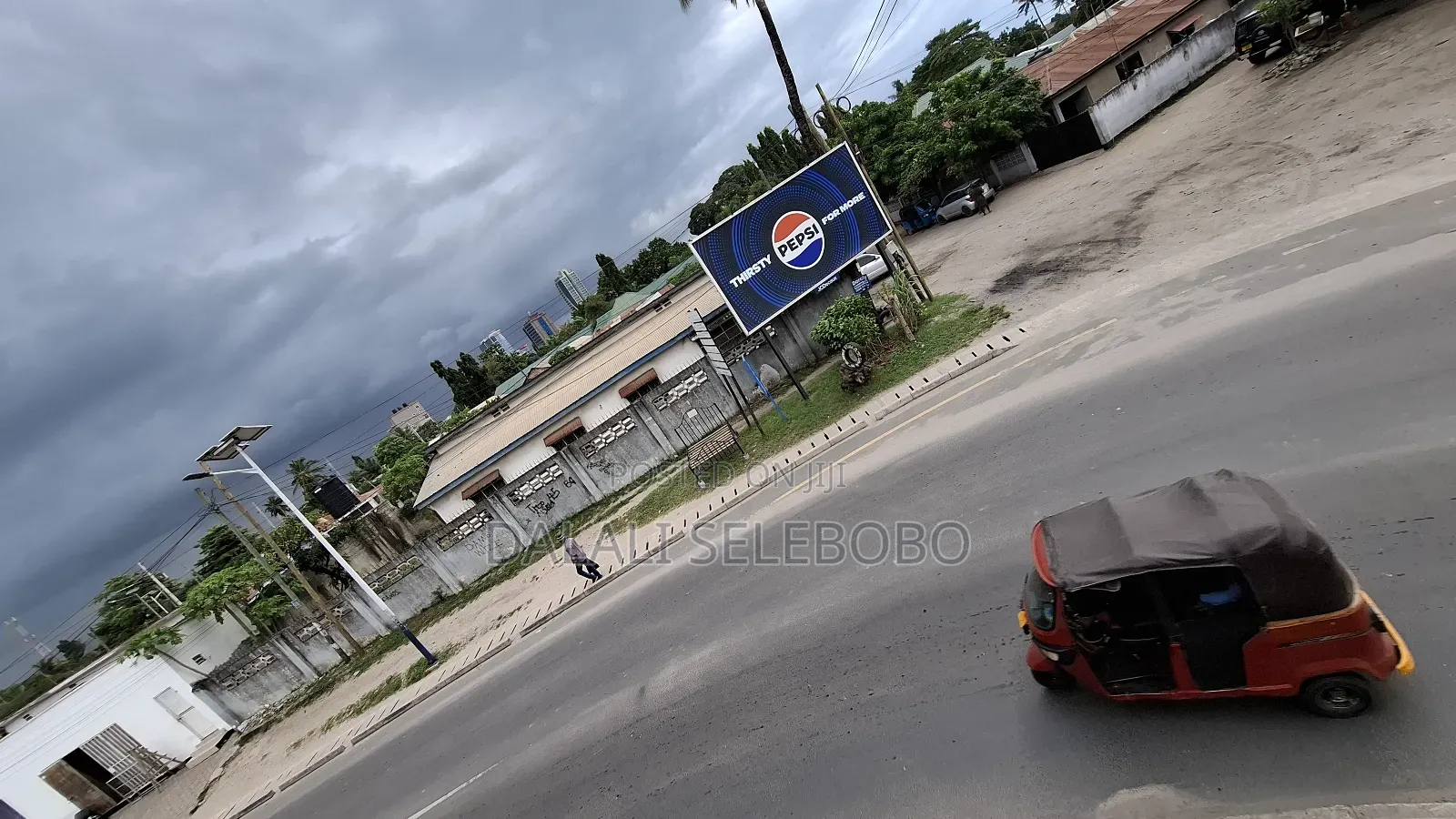 Double Plot Sale at Makumbusho It Look at Tarmac in Kinondoni