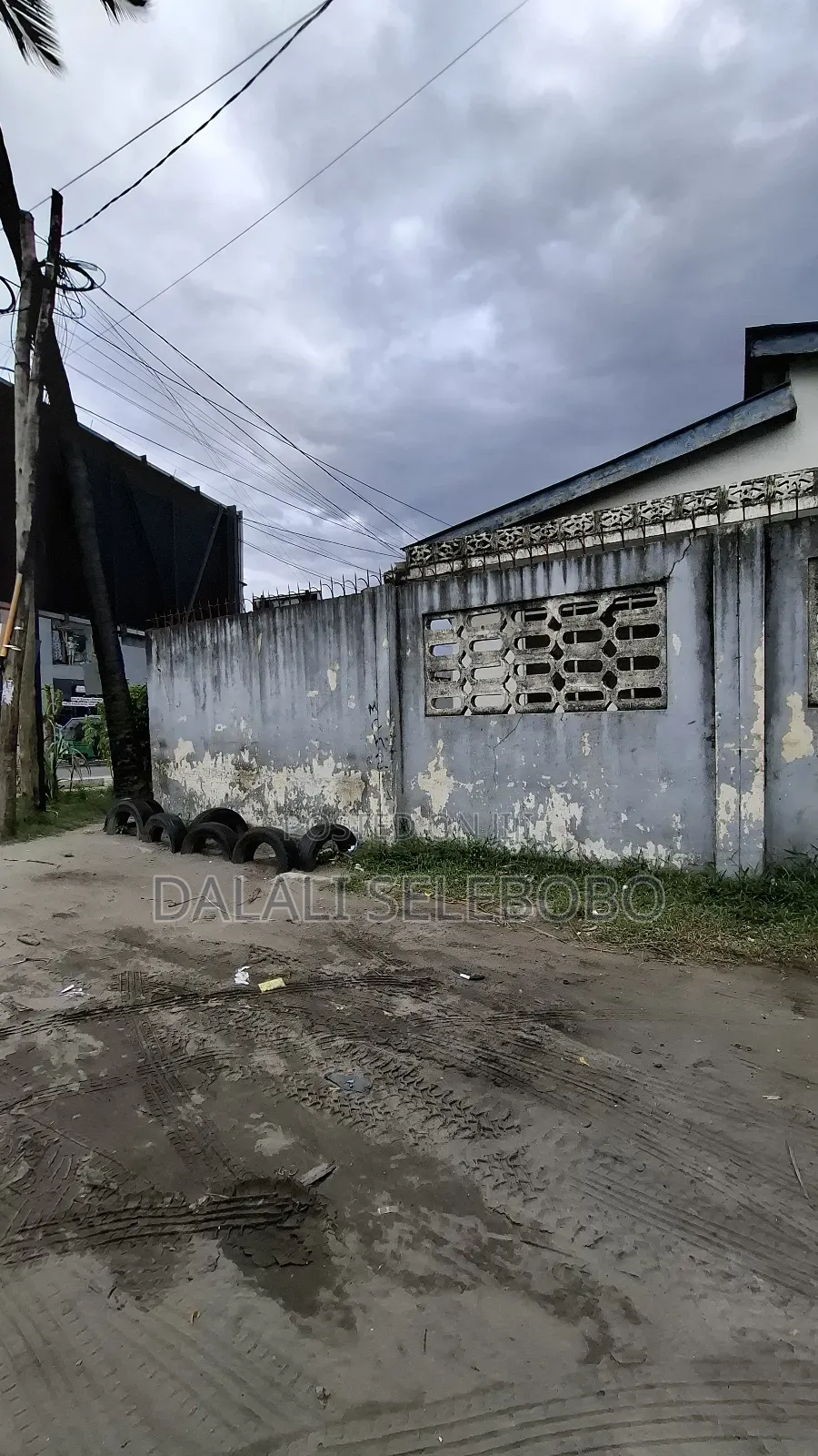 Double Plot Sale at Makumbusho It Look at Tarmac in Kinondoni