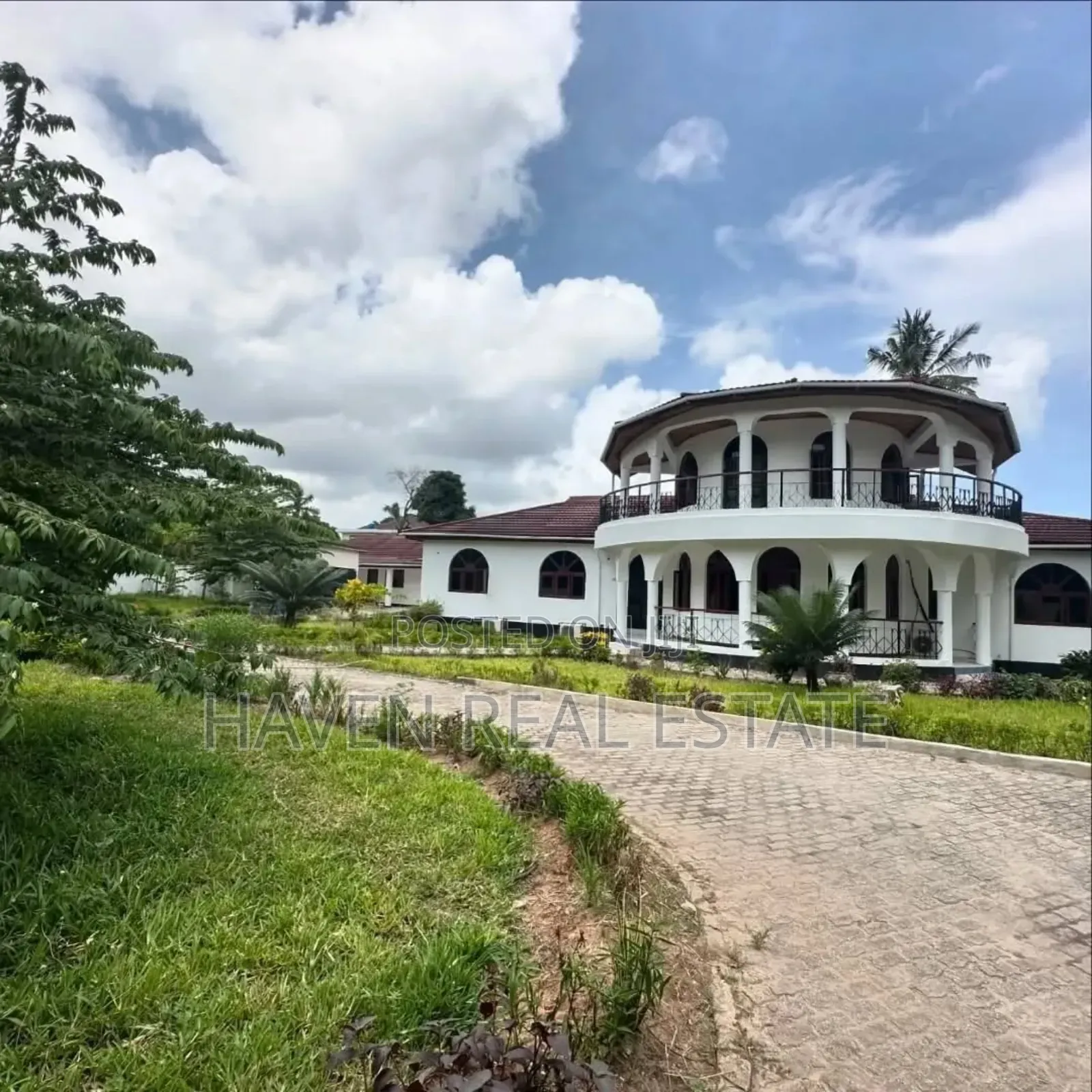 6bdrm House in Mbezi Beach for sale in Mbezi Beach