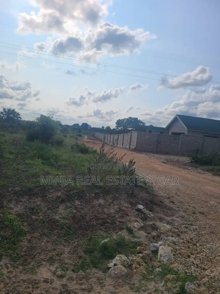 Plot for Sale Kigamboni Tundwi Songani in Kigamboni