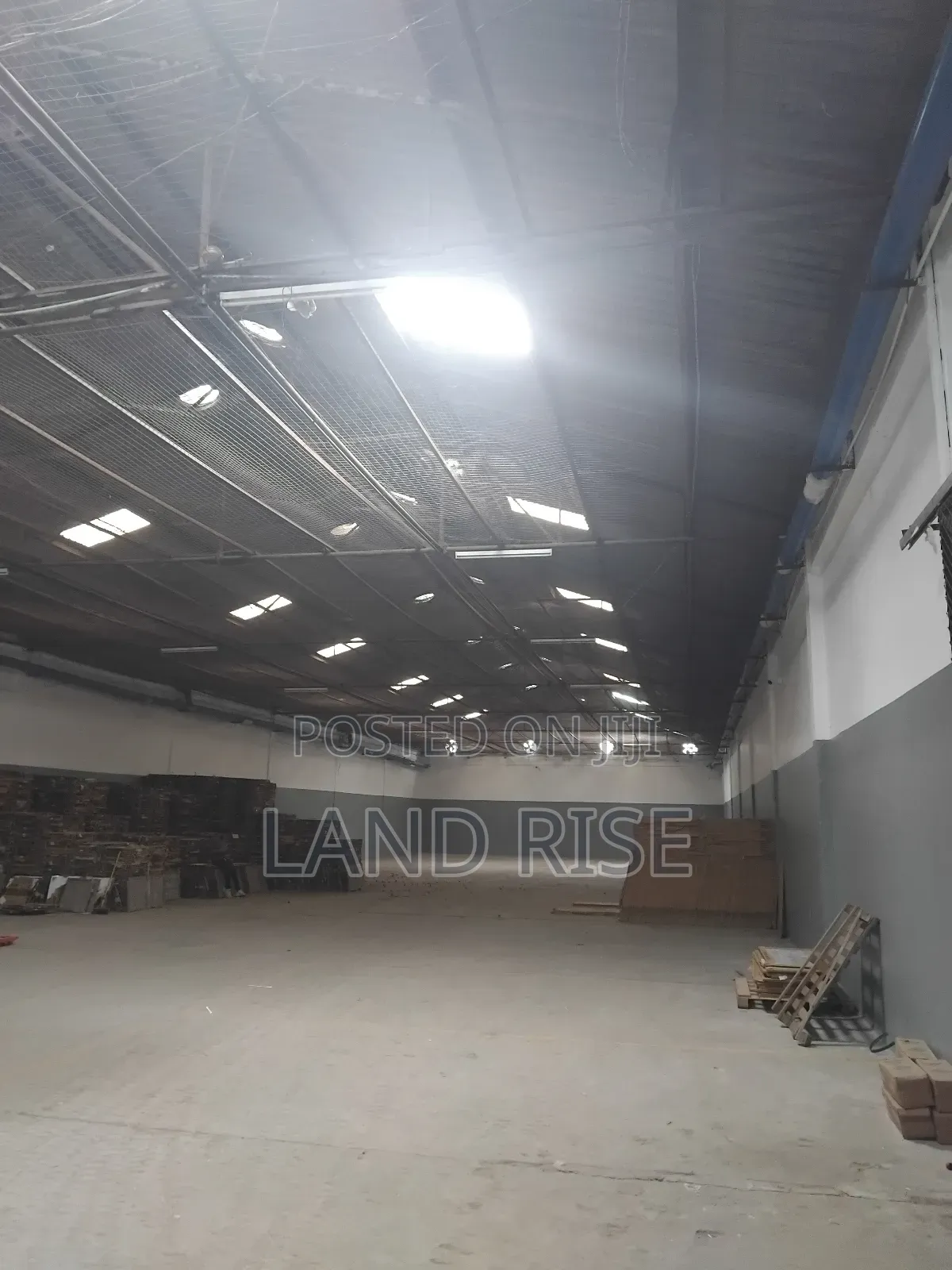 650 Godown / Warehouse Nyerere Rd in Vingunguti