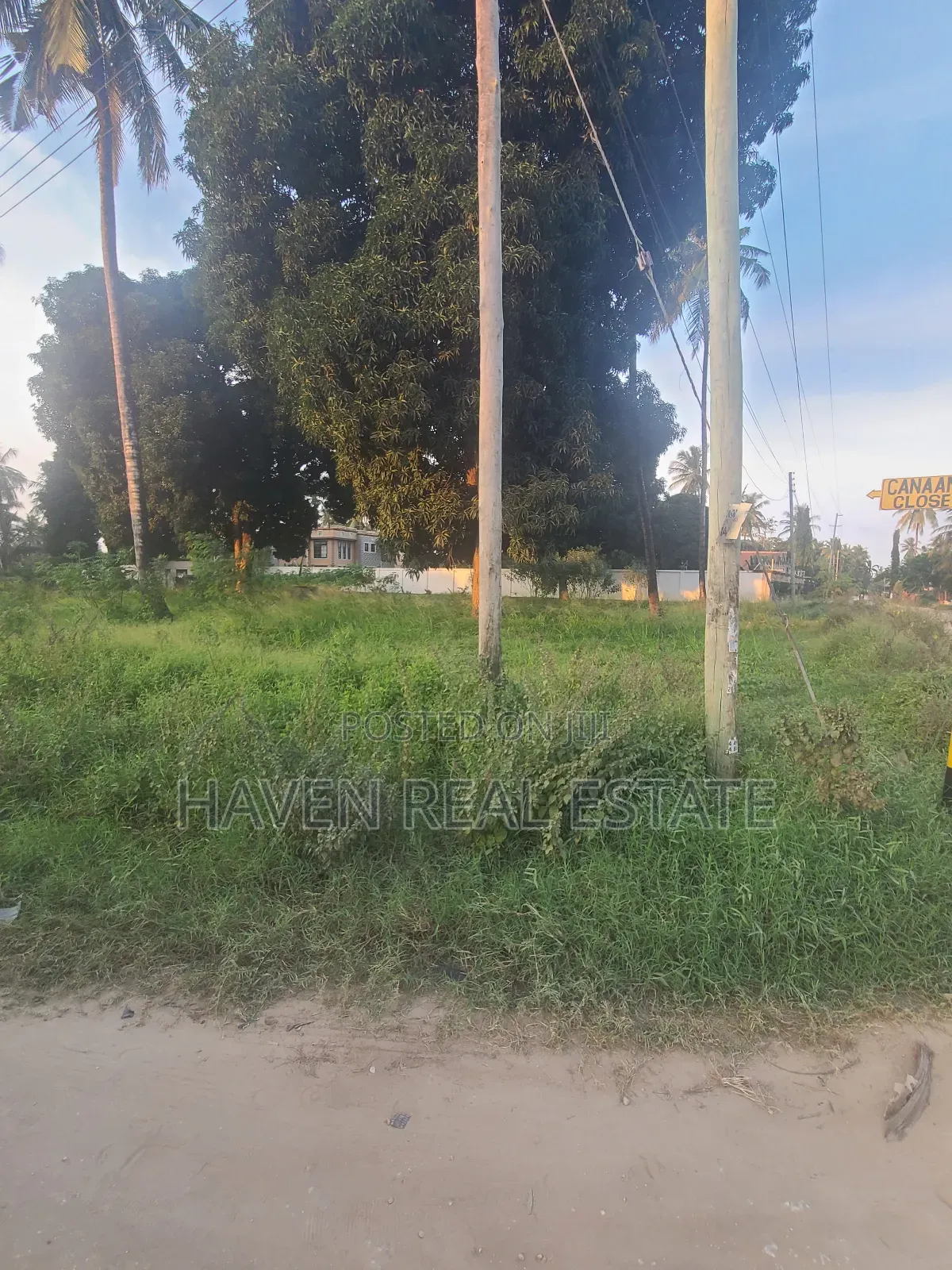 Kiwanja Kinauzwa Kigamboni in Kigamboni