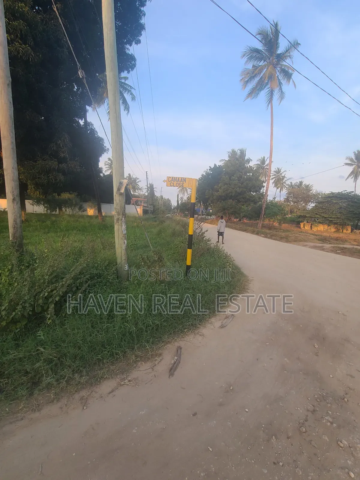 Kiwanja Kinauzwa Kigamboni in Kigamboni