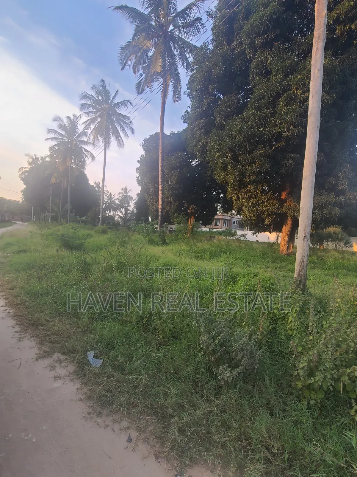 Kiwanja Kinauzwa Kigamboni in Kigamboni