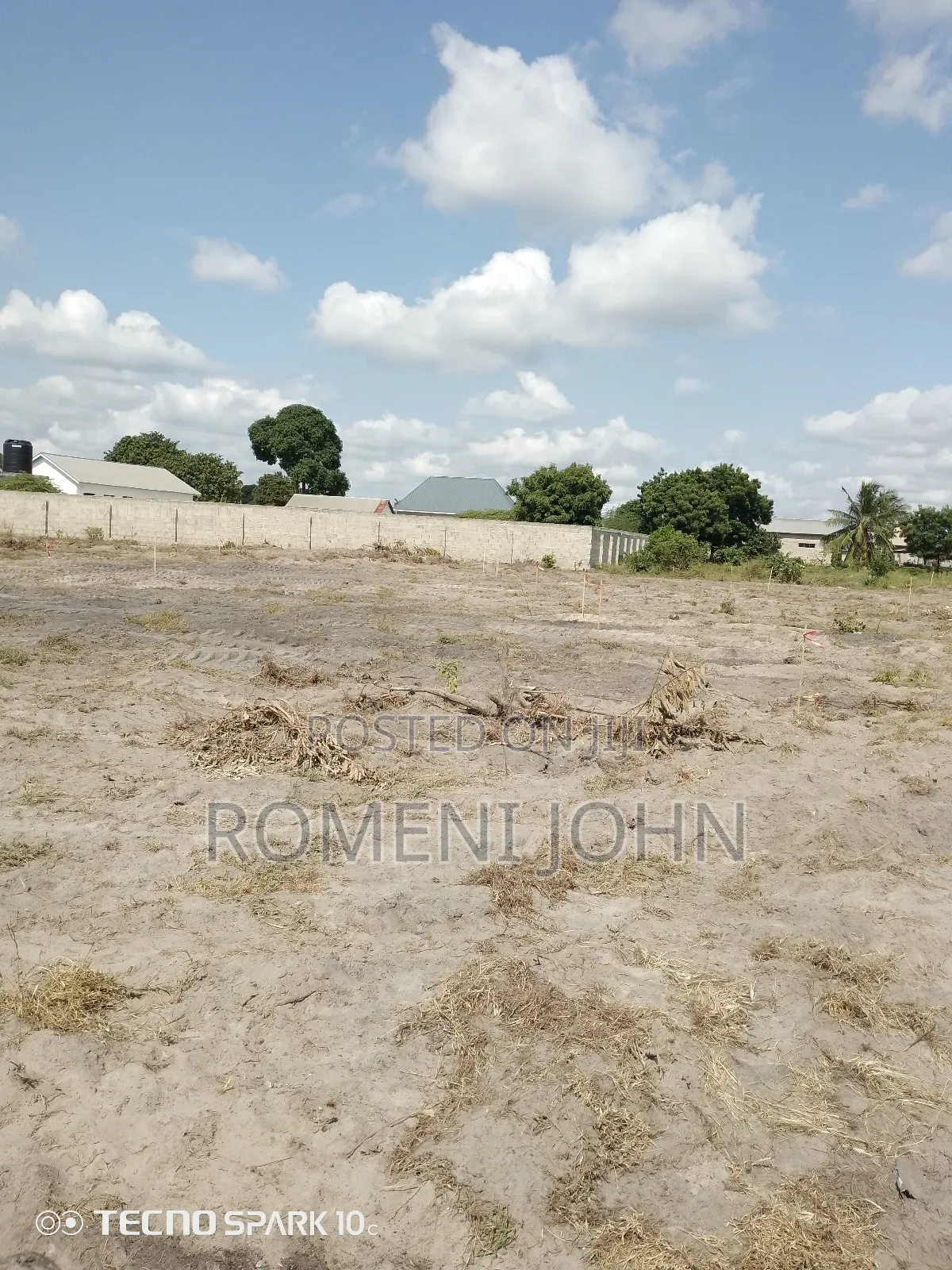 Kiwanja Kinauzwa Milioni 5 Ukonga Bombambili. in Ilala