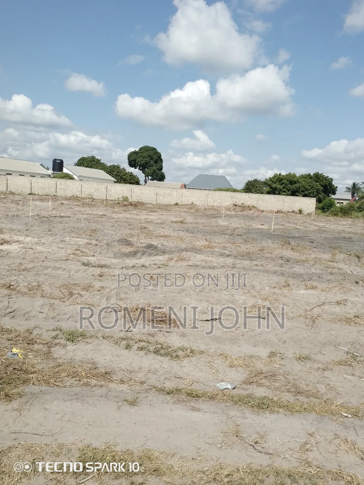 Kiwanja Kinauzwa Milioni 5 Ukonga Bombambili. in Ilala