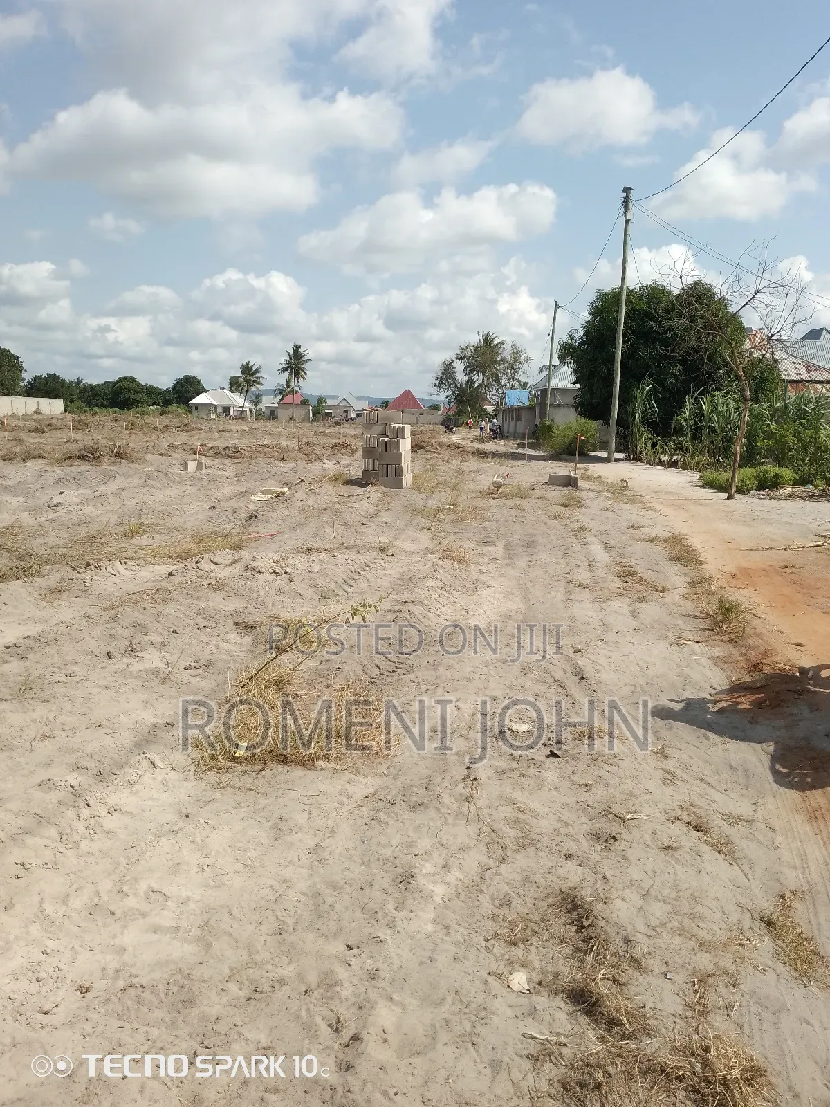 Kiwanja Kinauzwa Milioni 4 Ukonga Bombambili. in Ilala