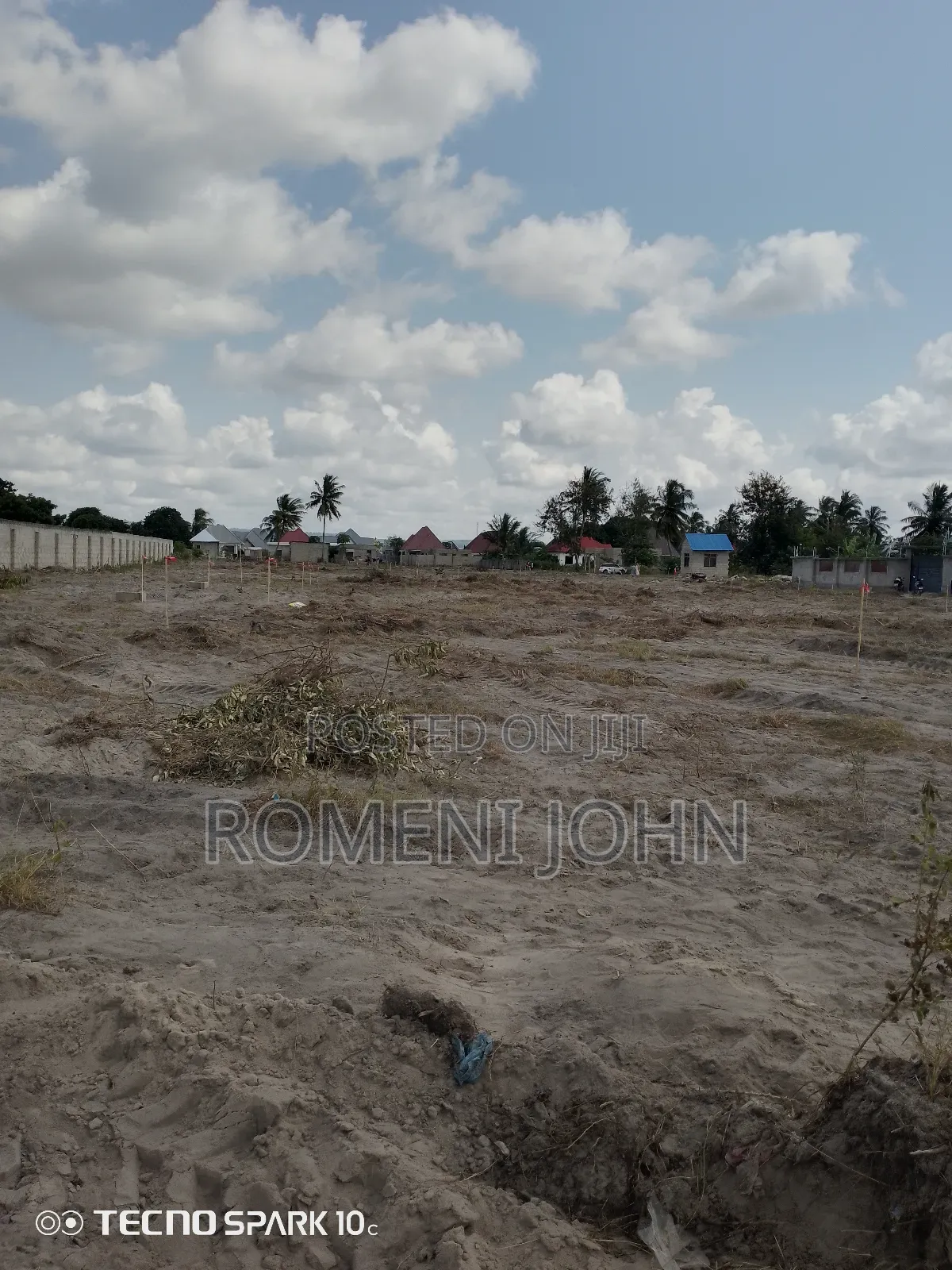 Kiwanja Kinauzwa Milioni 5.5 Ukonga Bombambili. in Ilala