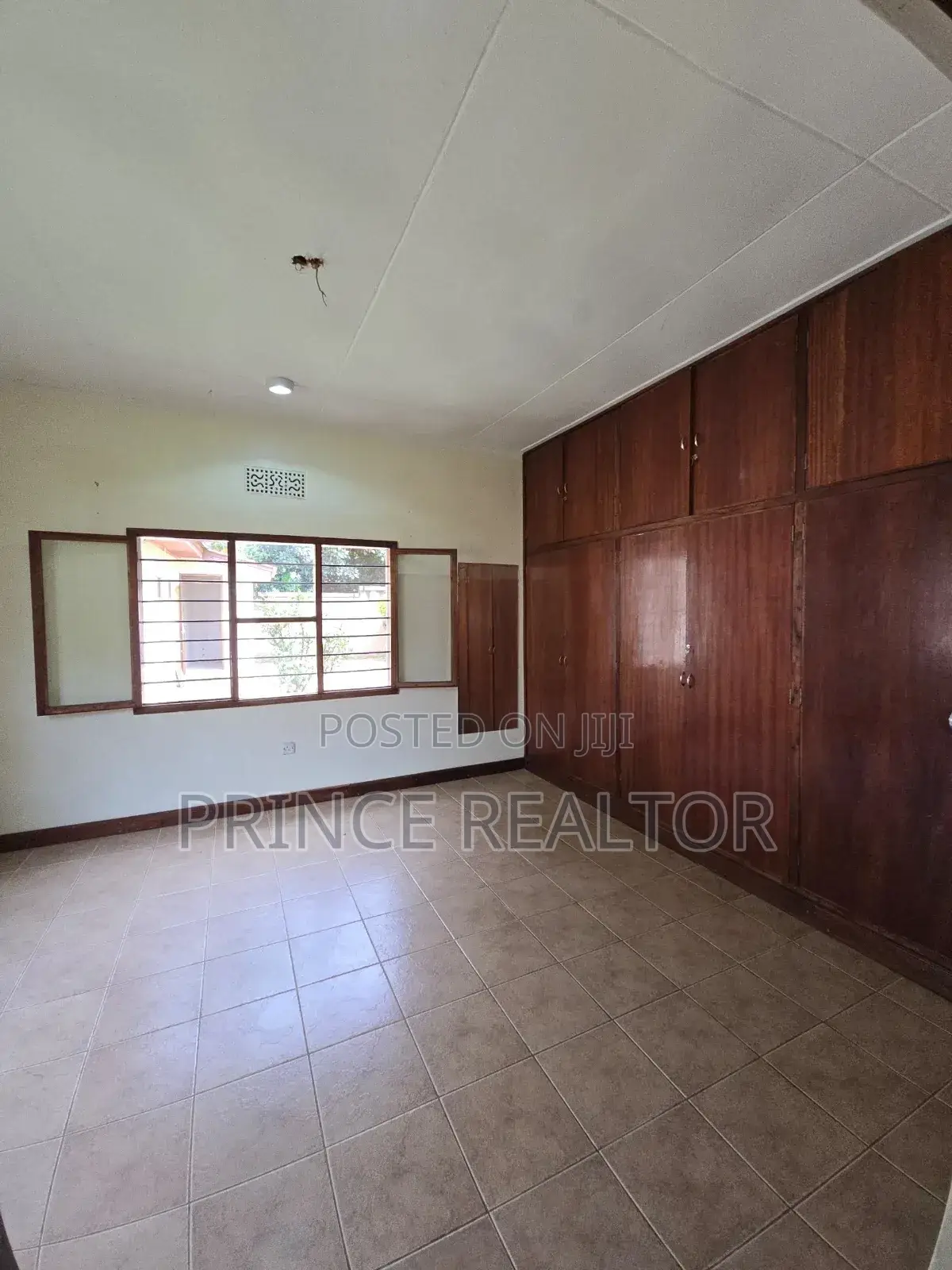 Furnished 5bdrm House in Olorieni Street, Arusha for sale in Arusha