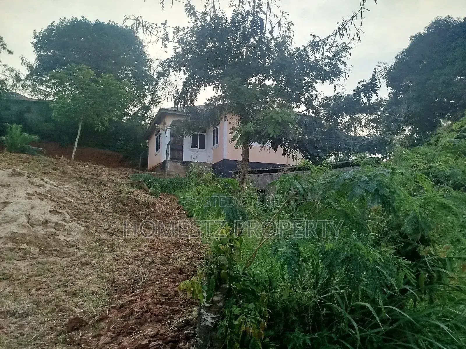 Furnished 3bdrm House in Mbezi Mafuli, Kinondoni for sale in Kinondoni