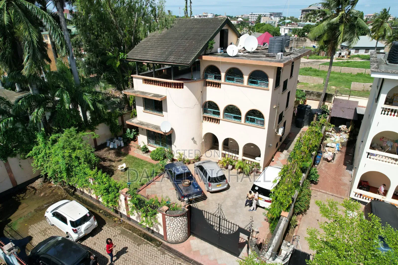 5bdrm Bungalow in Msasani Beach for rent in Msasani
