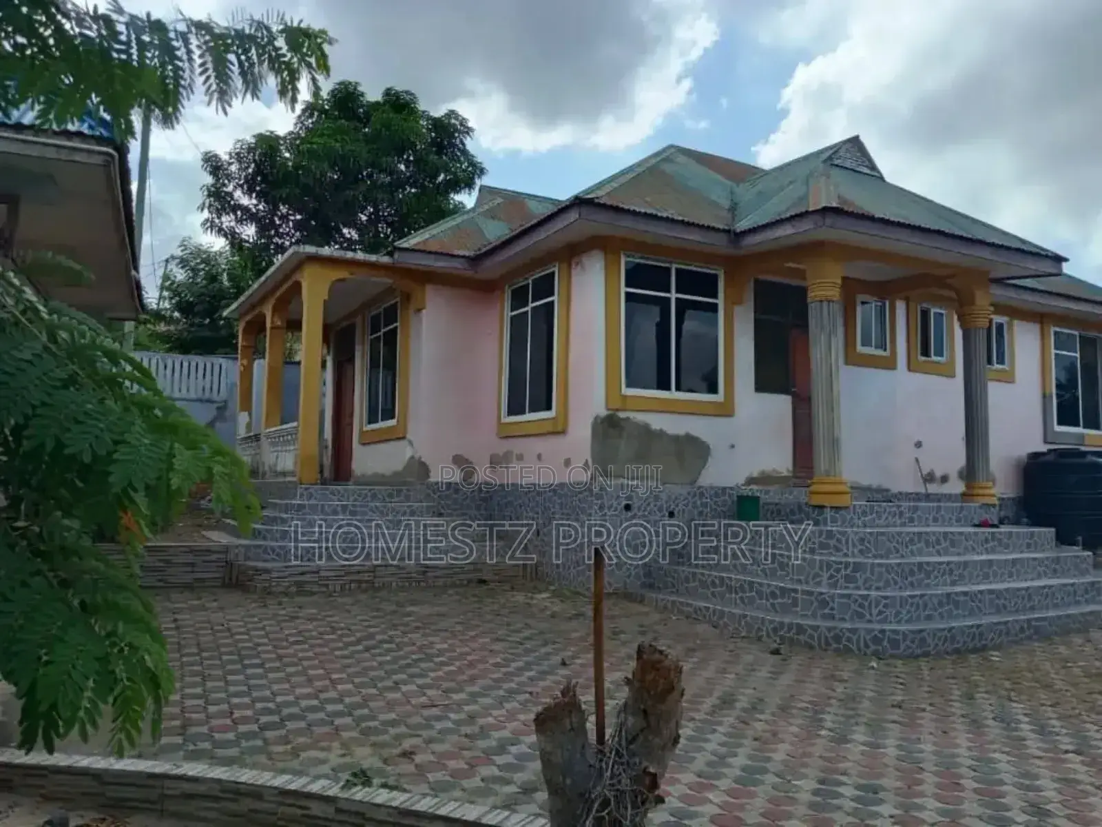 3bdrm House in Mbezi Msumi, Kinondoni for sale in Kinondoni