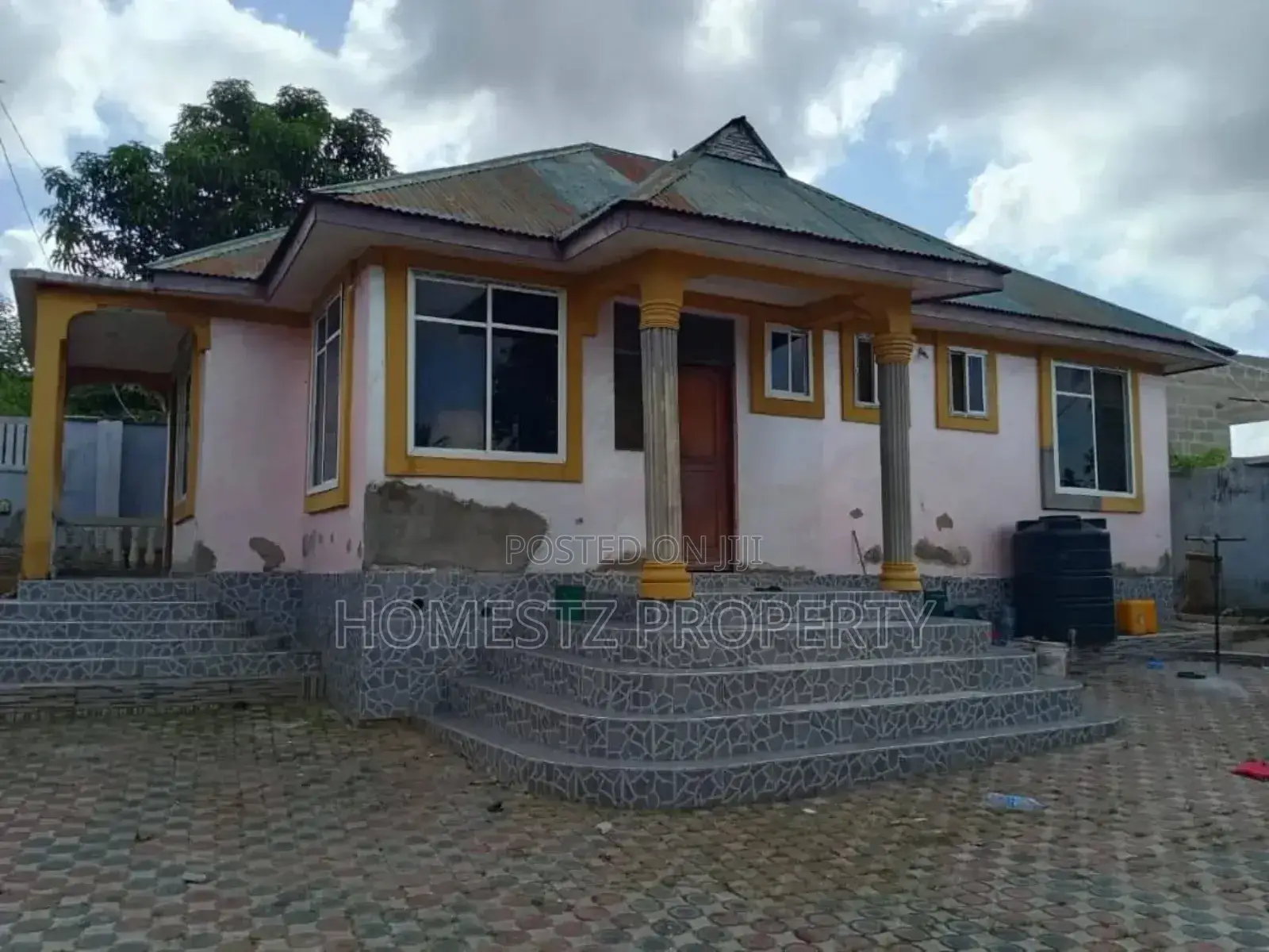 3bdrm House in Mbezi Msumi, Kinondoni for sale in Kinondoni