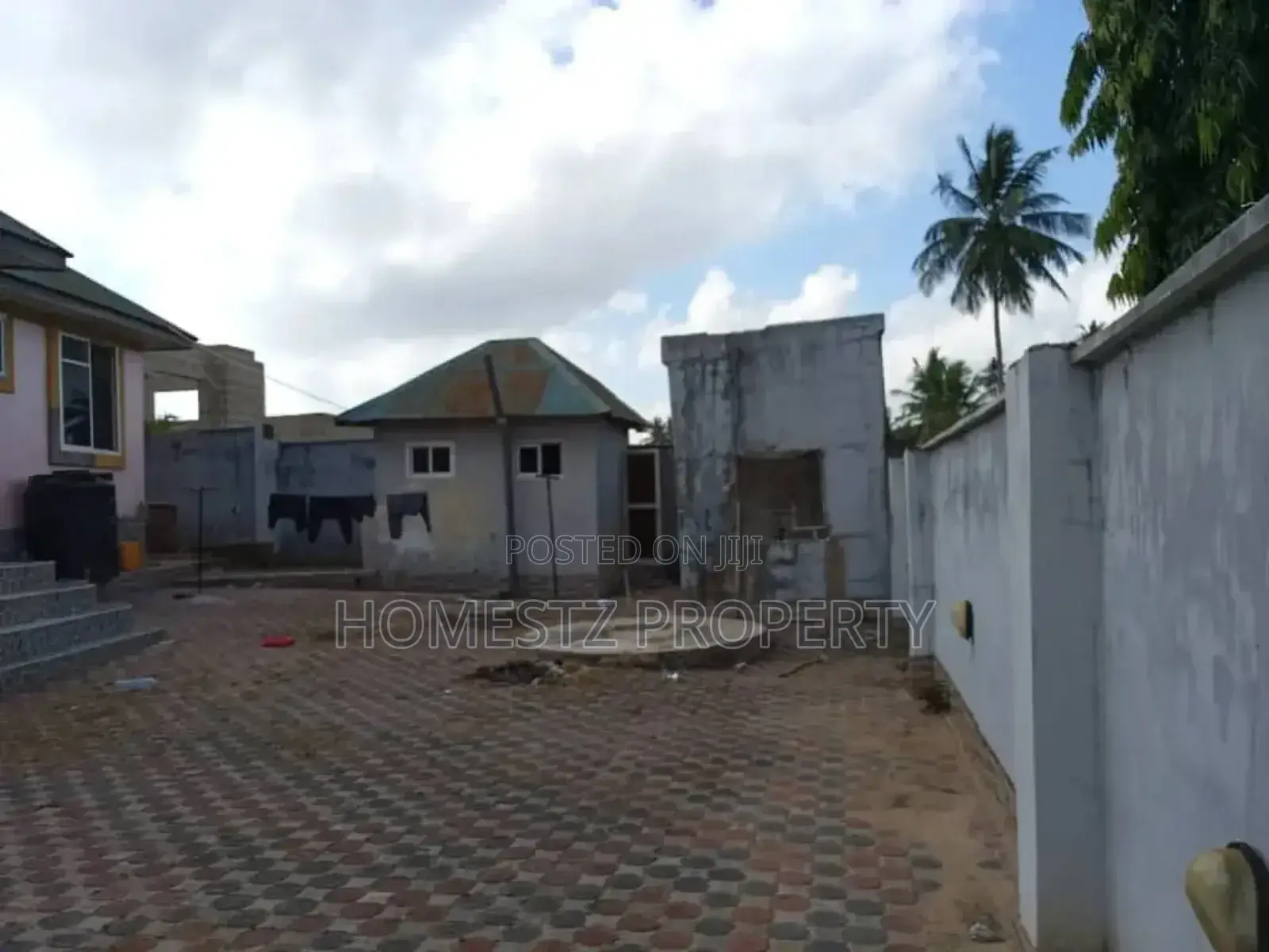 3bdrm House in Mbezi Msumi, Kinondoni for sale in Kinondoni
