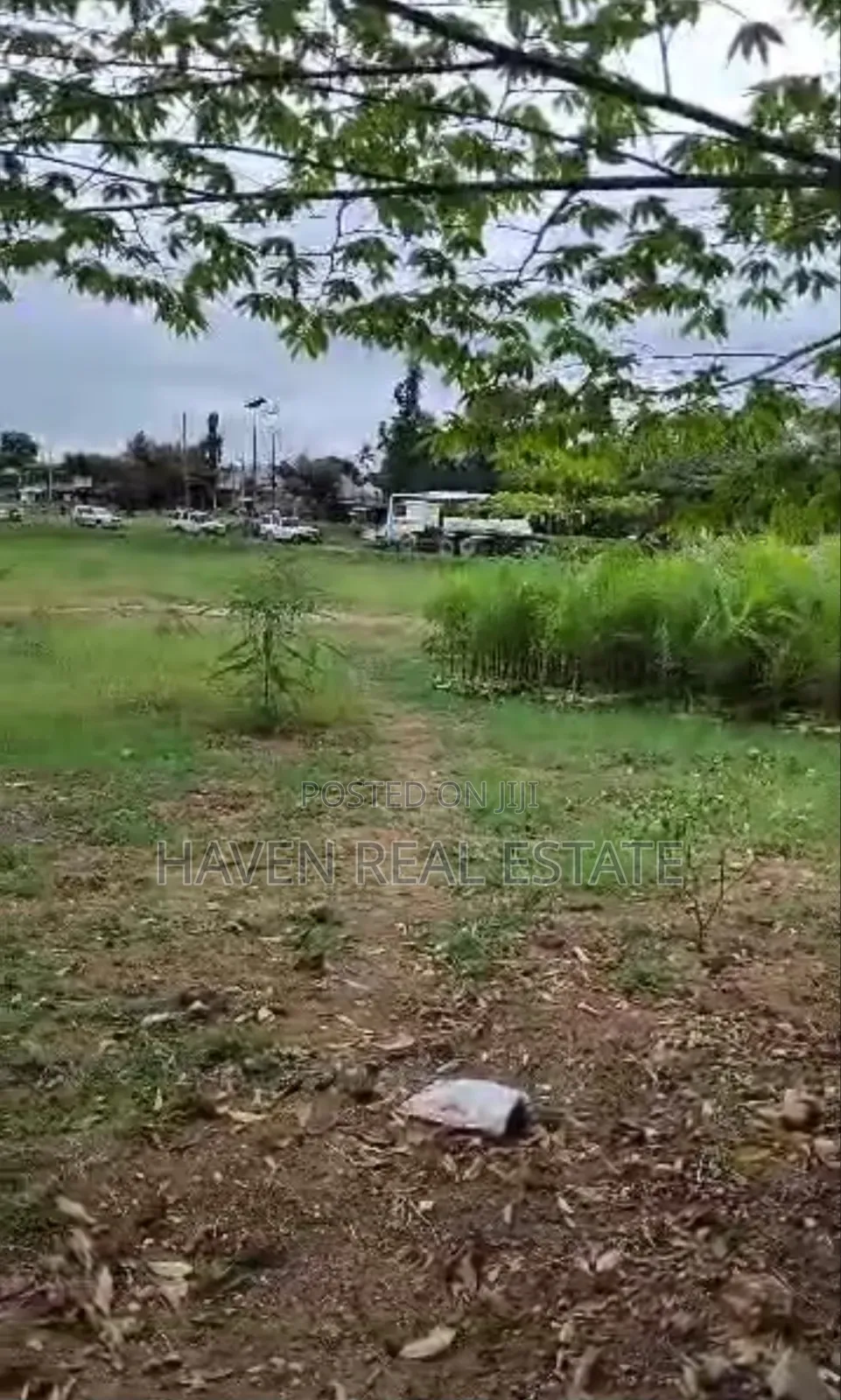 Corner Plot Inauzwa Kibaha Mailinmoja in Maili Mmoja