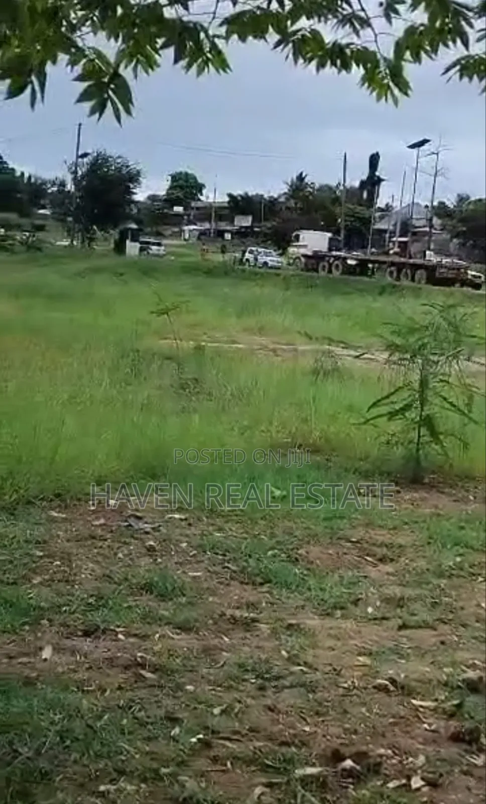 Corner Plot Inauzwa Kibaha Mailinmoja in Maili Mmoja