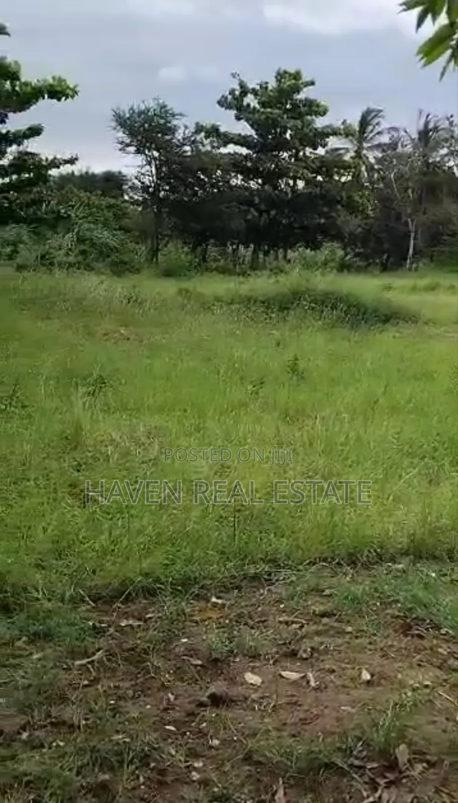 Corner Plot Inauzwa Kibaha Mailinmoja in Maili Mmoja