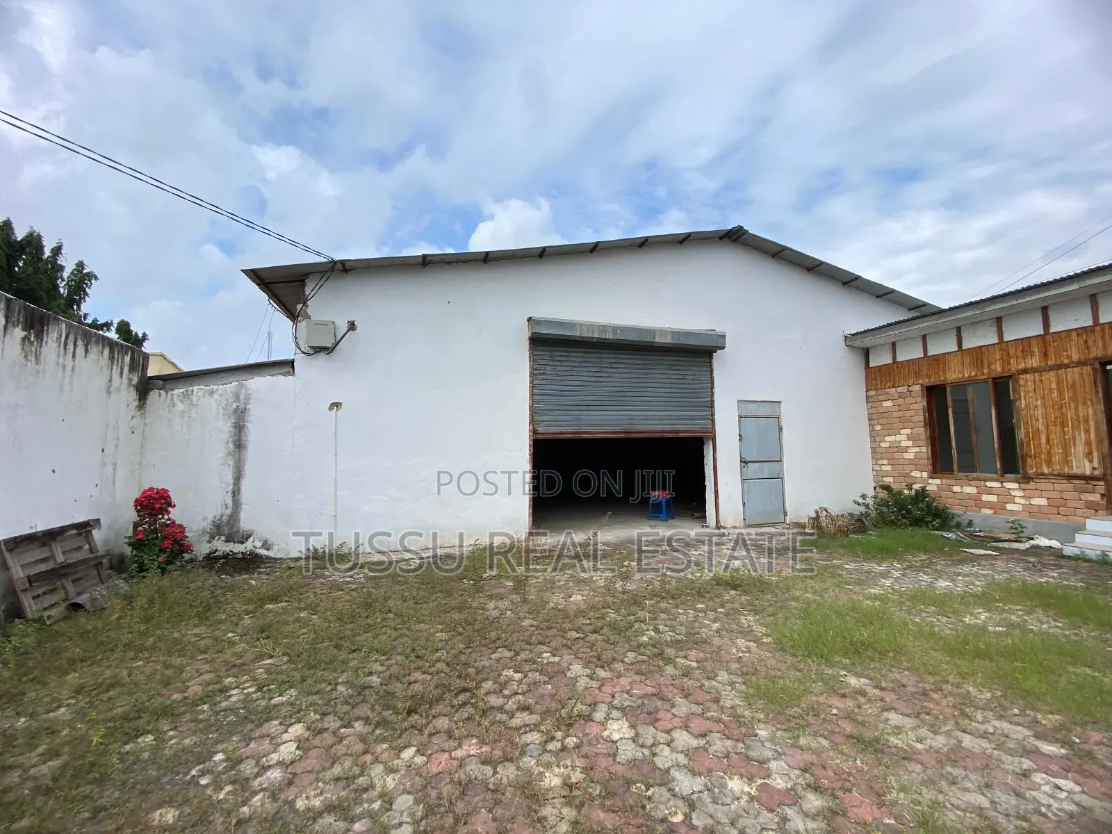 Ware House for Rent Mikochen Industrial Area in Mikocheni