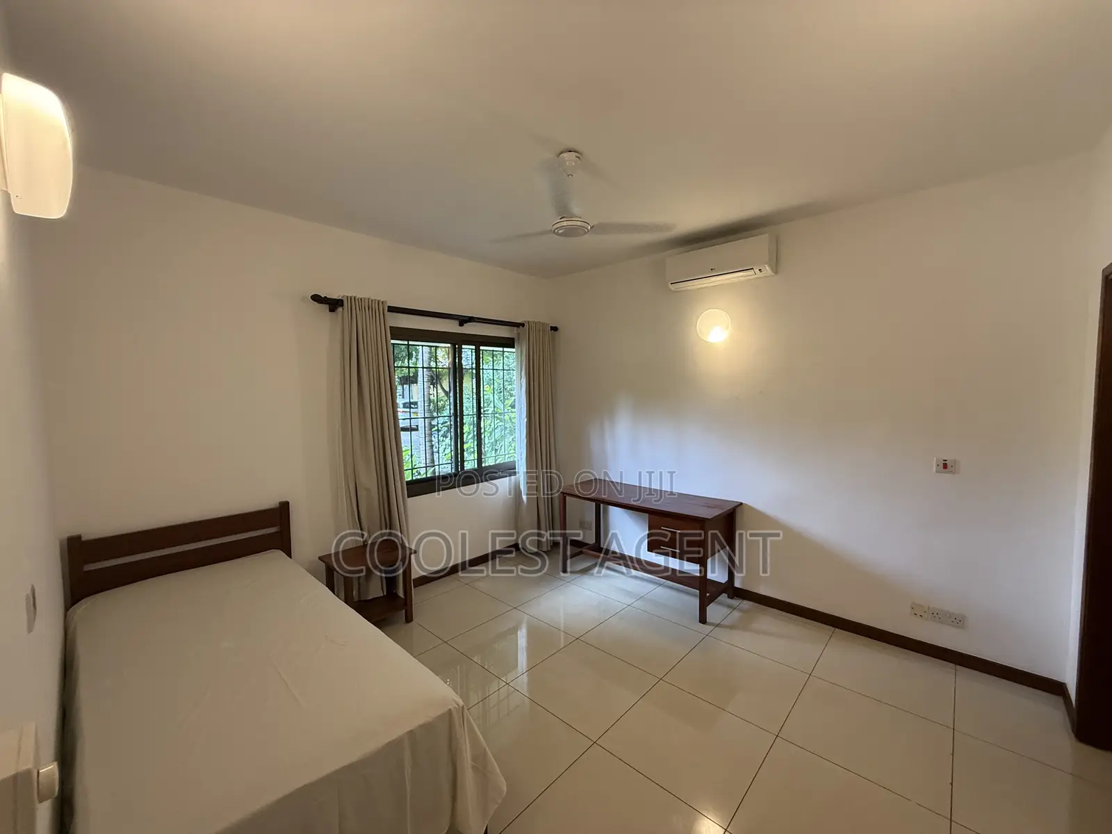 Furnished 4bdrm Villa in Coolest Estate, Oyster Bay for rent in Oyster Bay