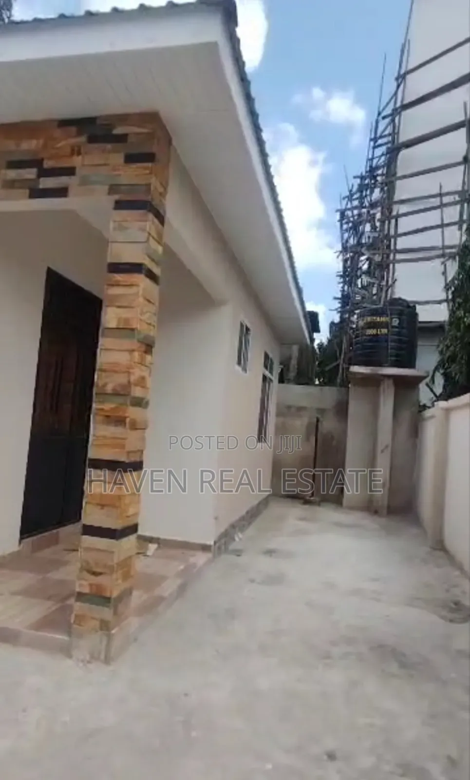 7bdrm House in Mikocheni for sale in Mikocheni