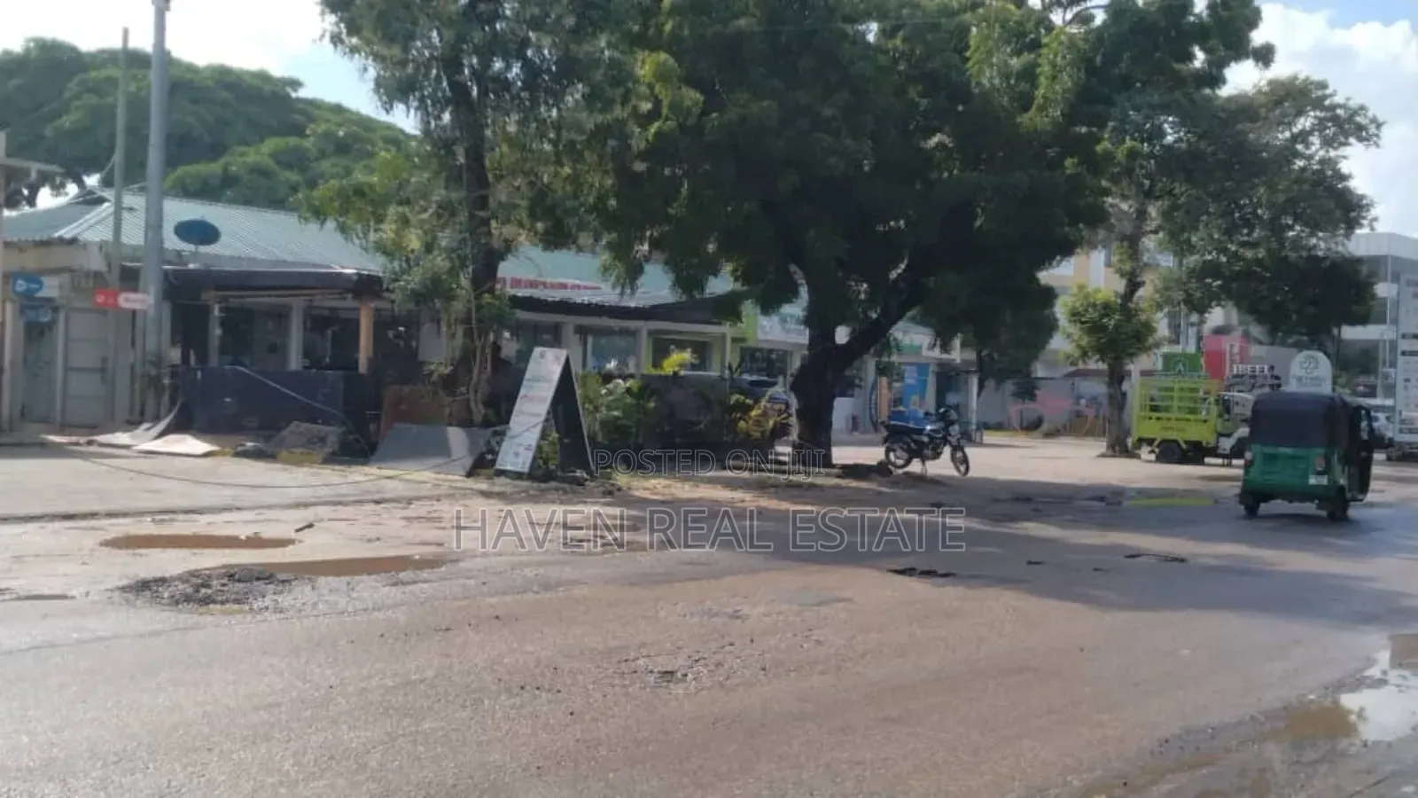 Petrol Station Inauzwa Mombasa in Ukonga