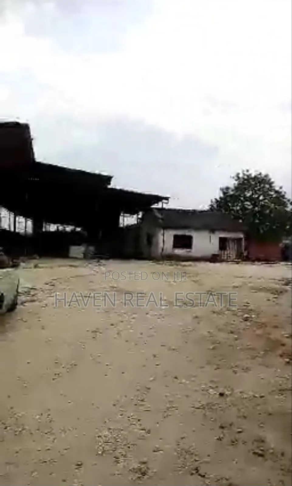 Yard Inauzwa Mbagala Sabasaba in Mbagala